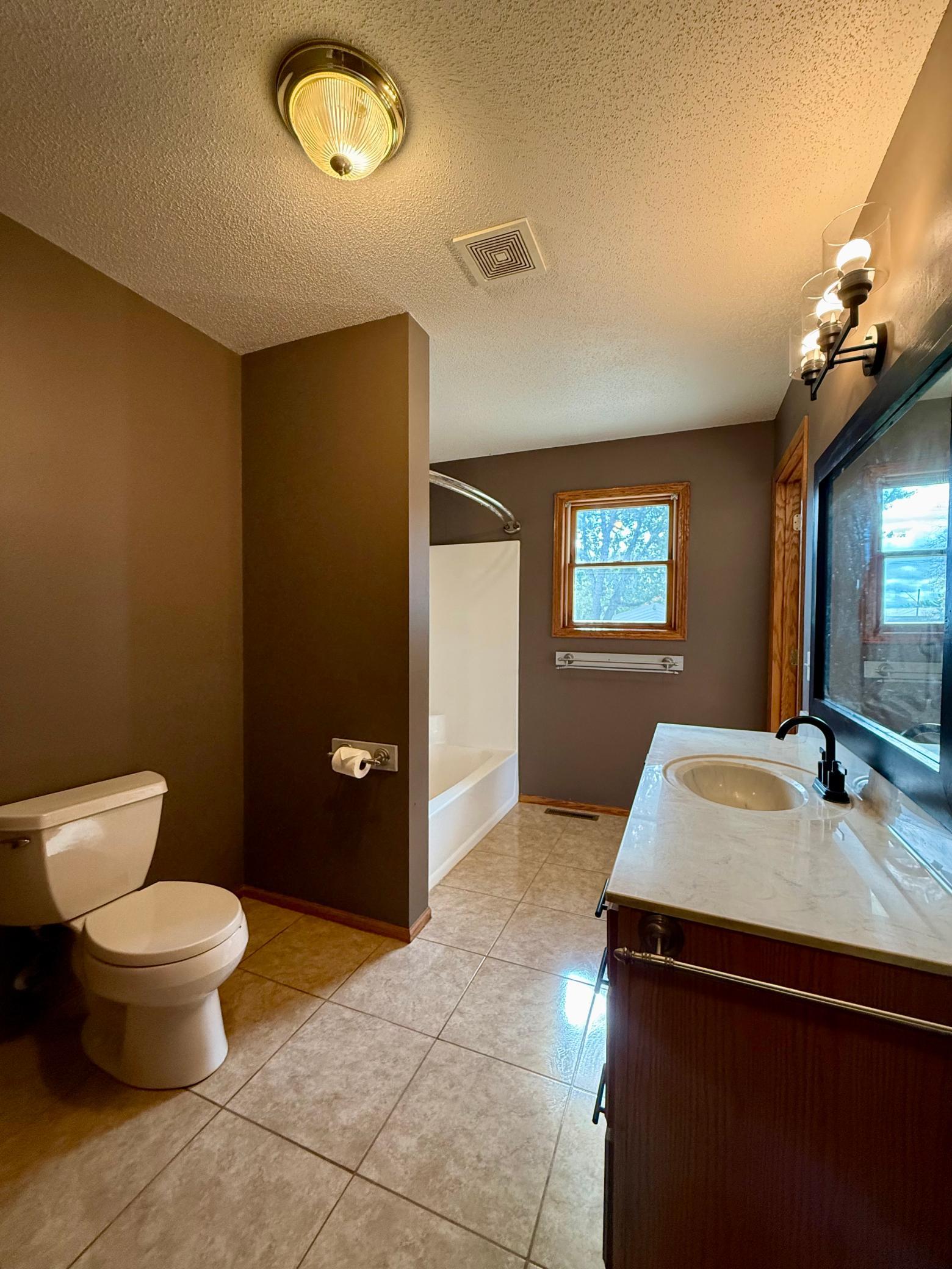 906 Pierce Avenue Property Photo 23
