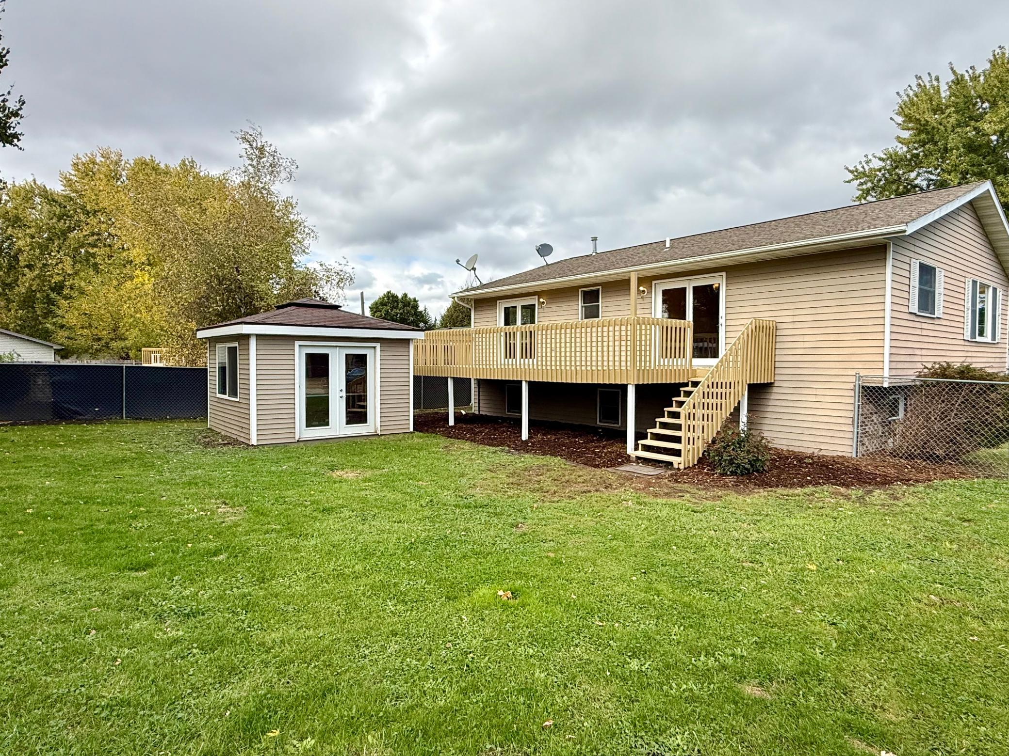 906 Pierce Avenue Property Photo 38