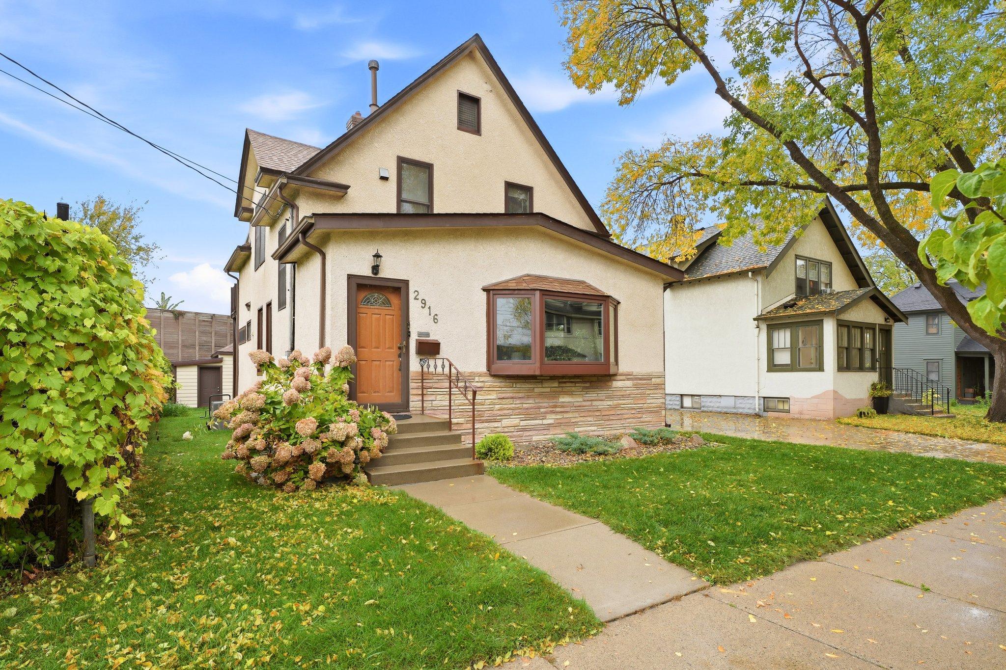 2916 S 9th Street Property Photo 1