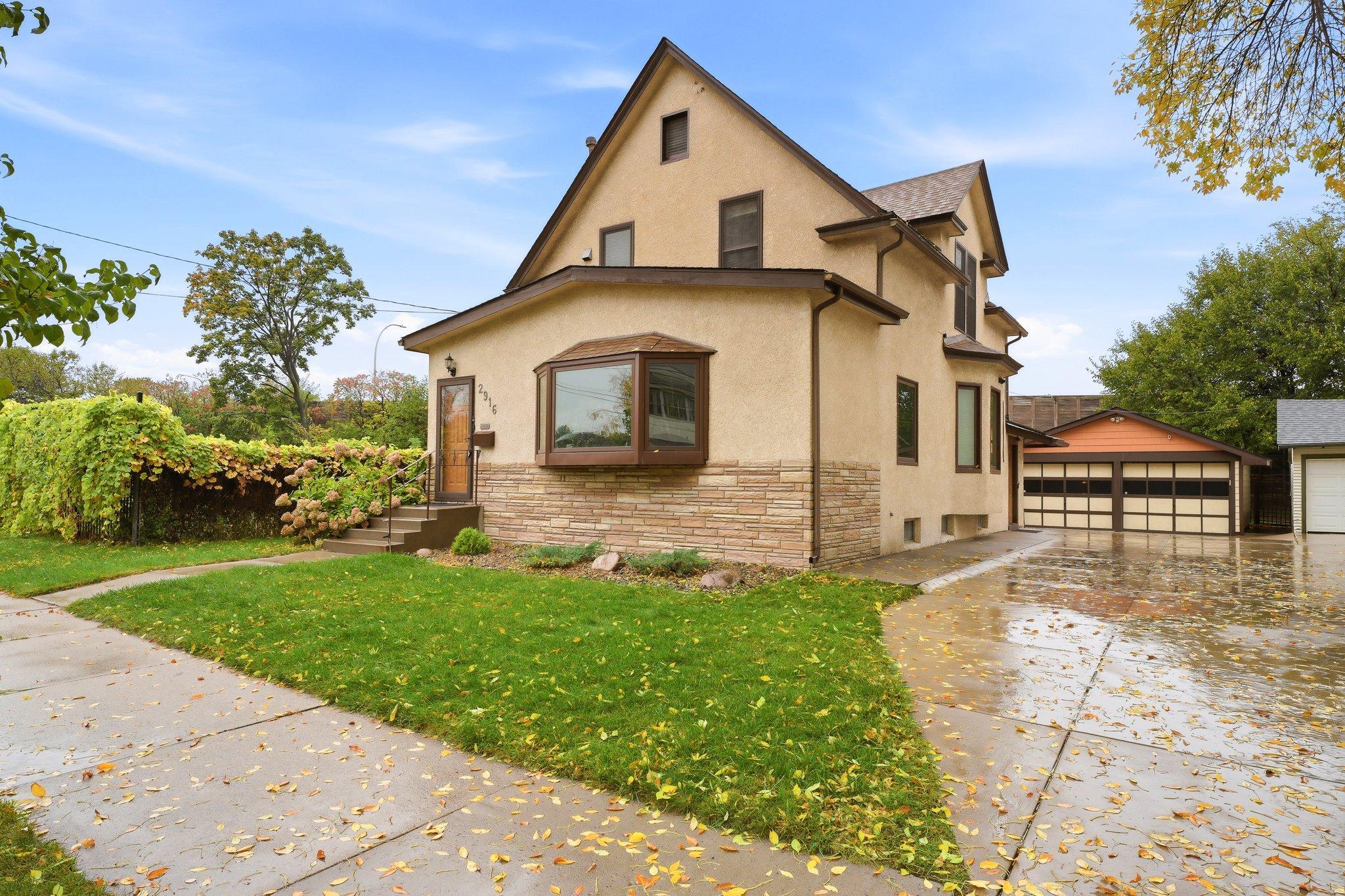2916 S 9th Street Property Photo 4