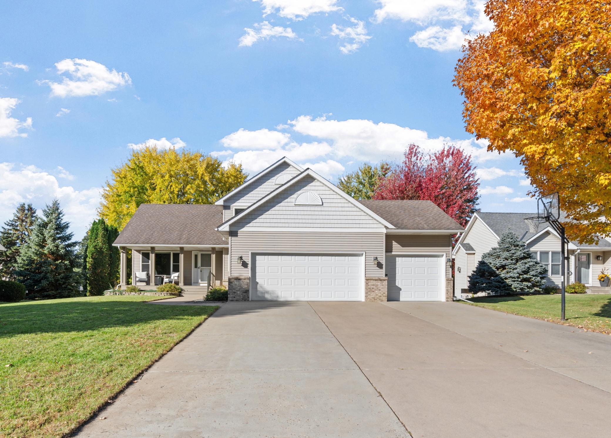 5961 Norway Pine Court Property Photo 1