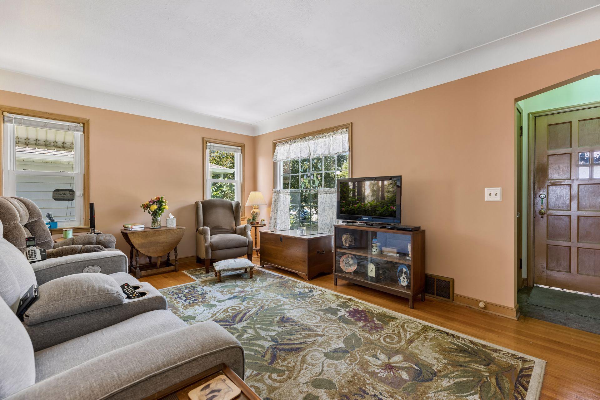 3423 Parkview Boulevard Property Photo 4