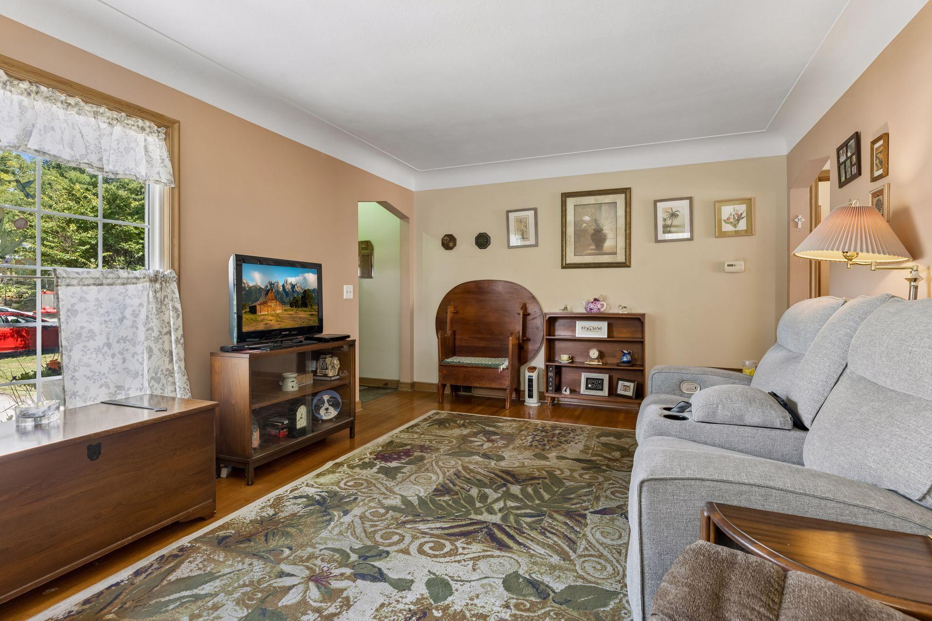 3423 Parkview Boulevard Property Photo 5