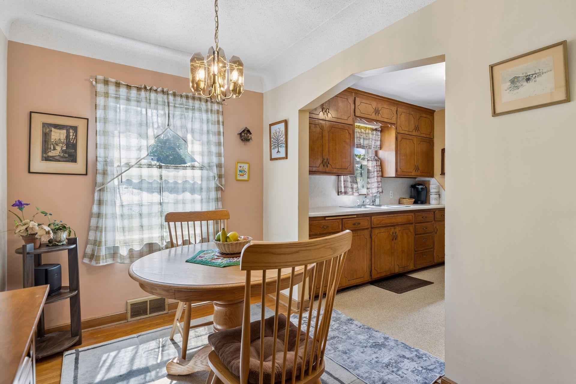 3423 Parkview Boulevard Property Photo 6
