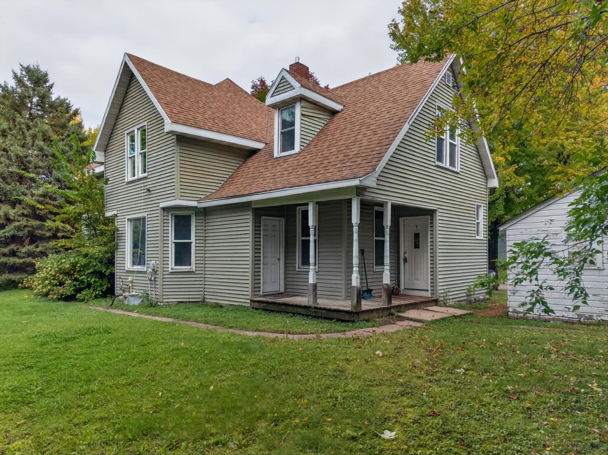 320 Augusta Avenue Property Photo 1
