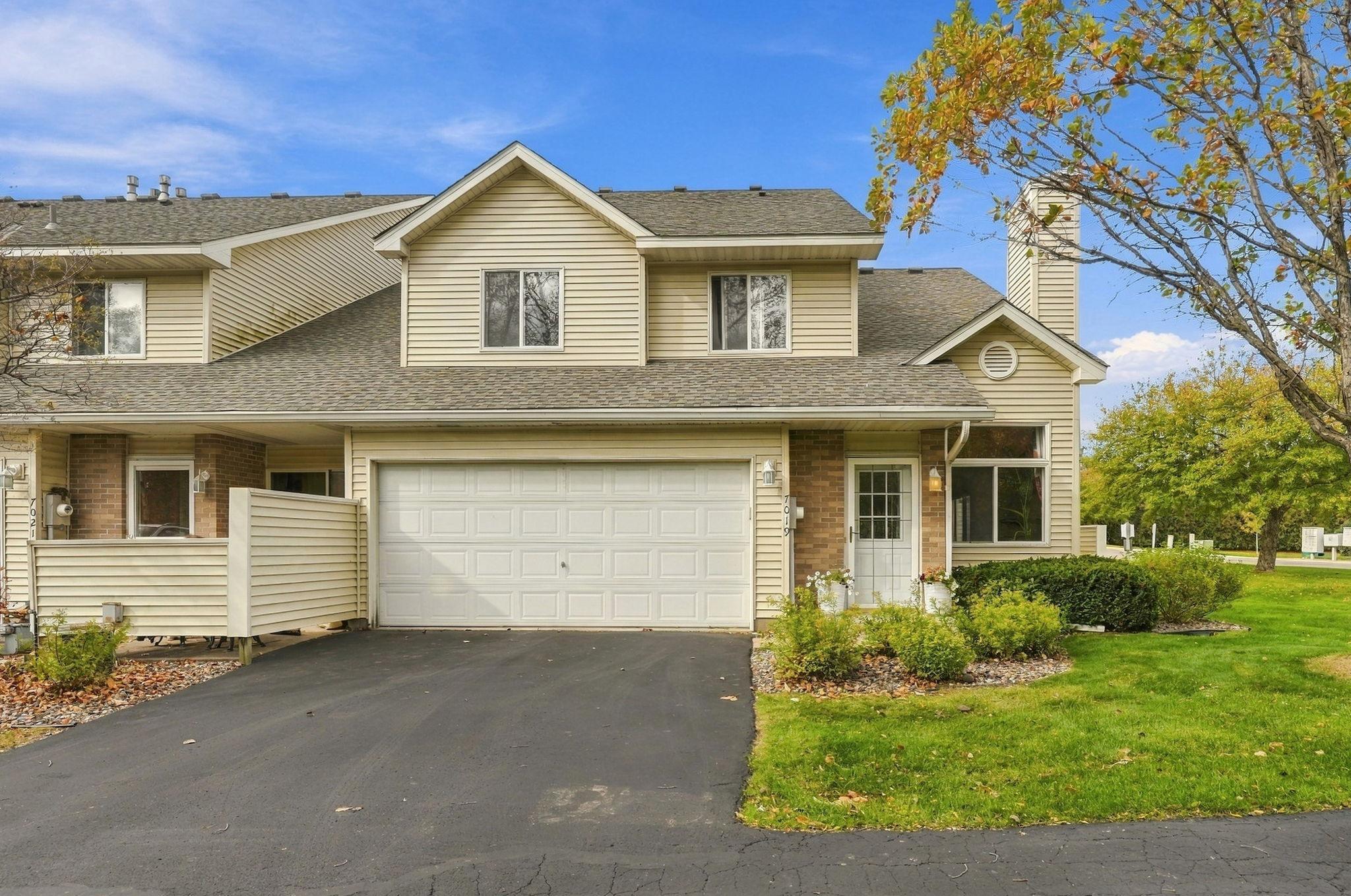 7019 49th Street N Property Photo 1
