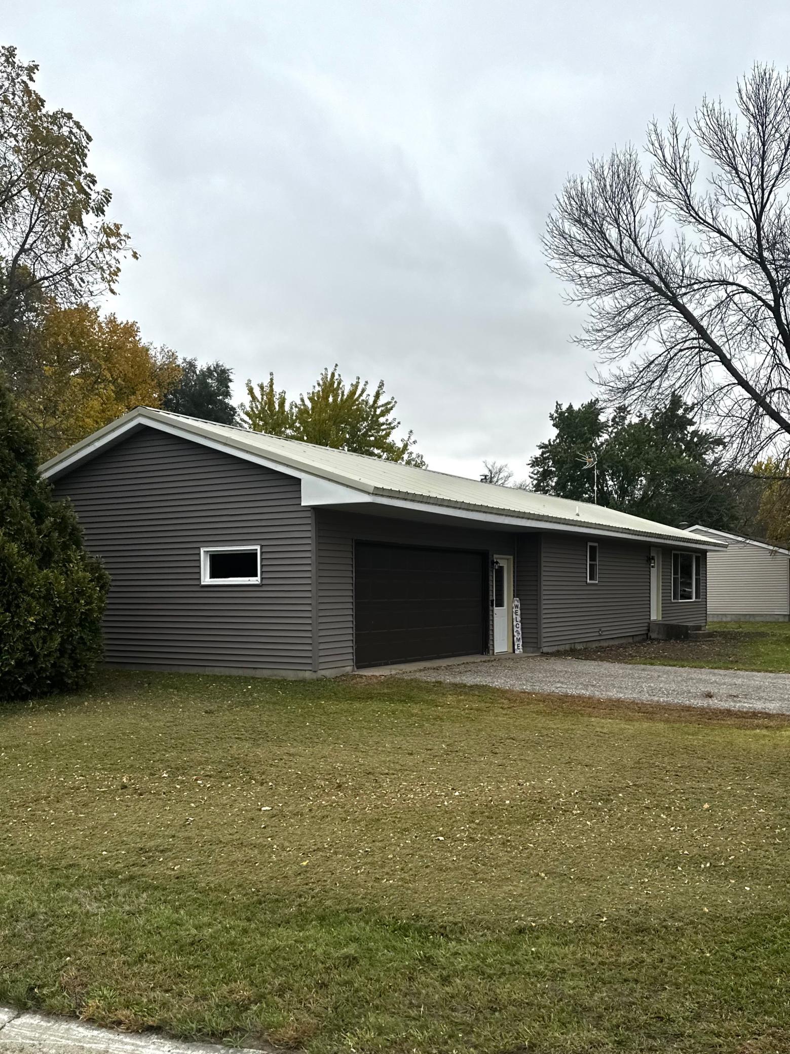 111 Muyres Avenue Property Photo 3