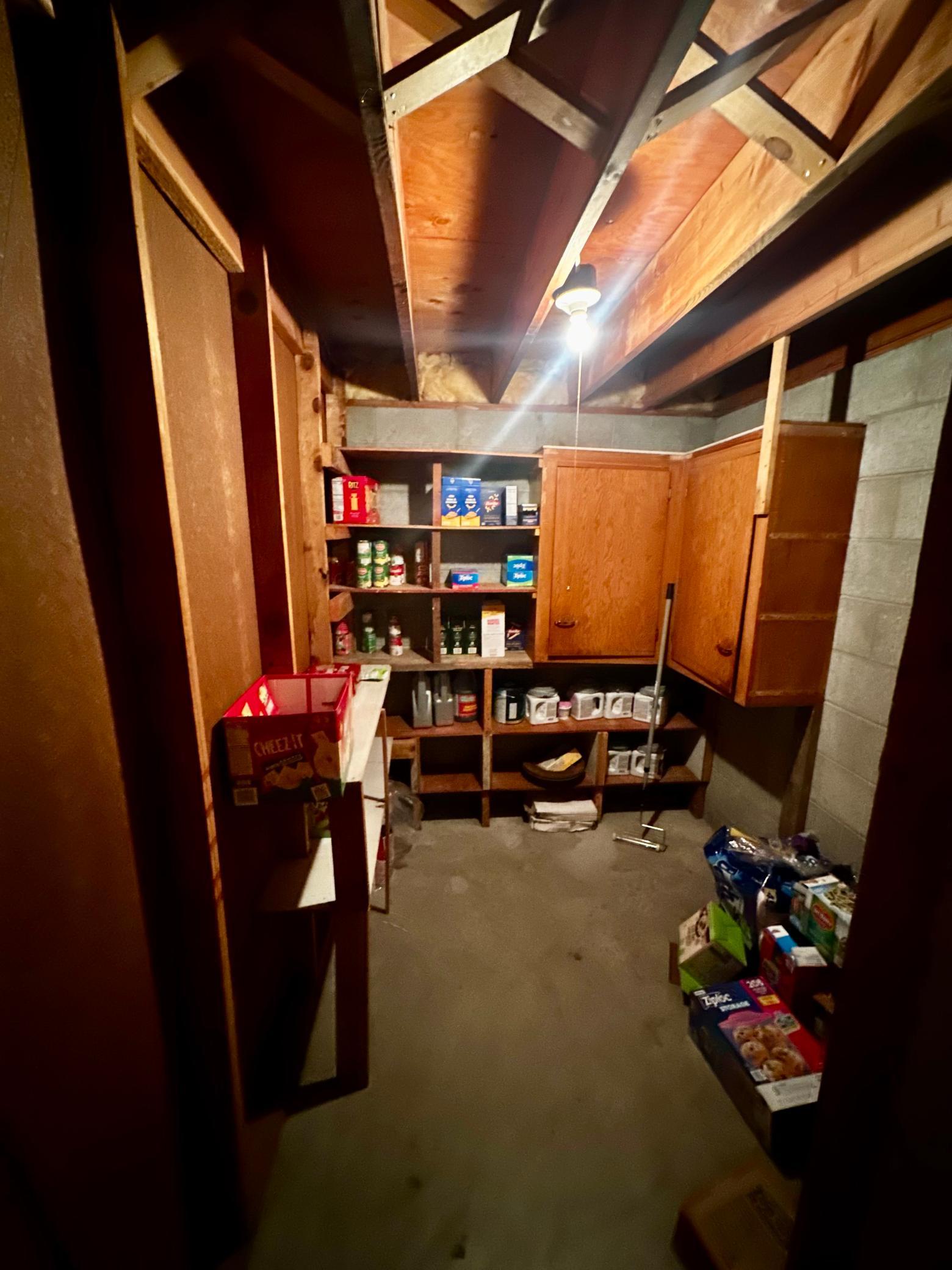 111 Muyres Avenue Property Photo 24