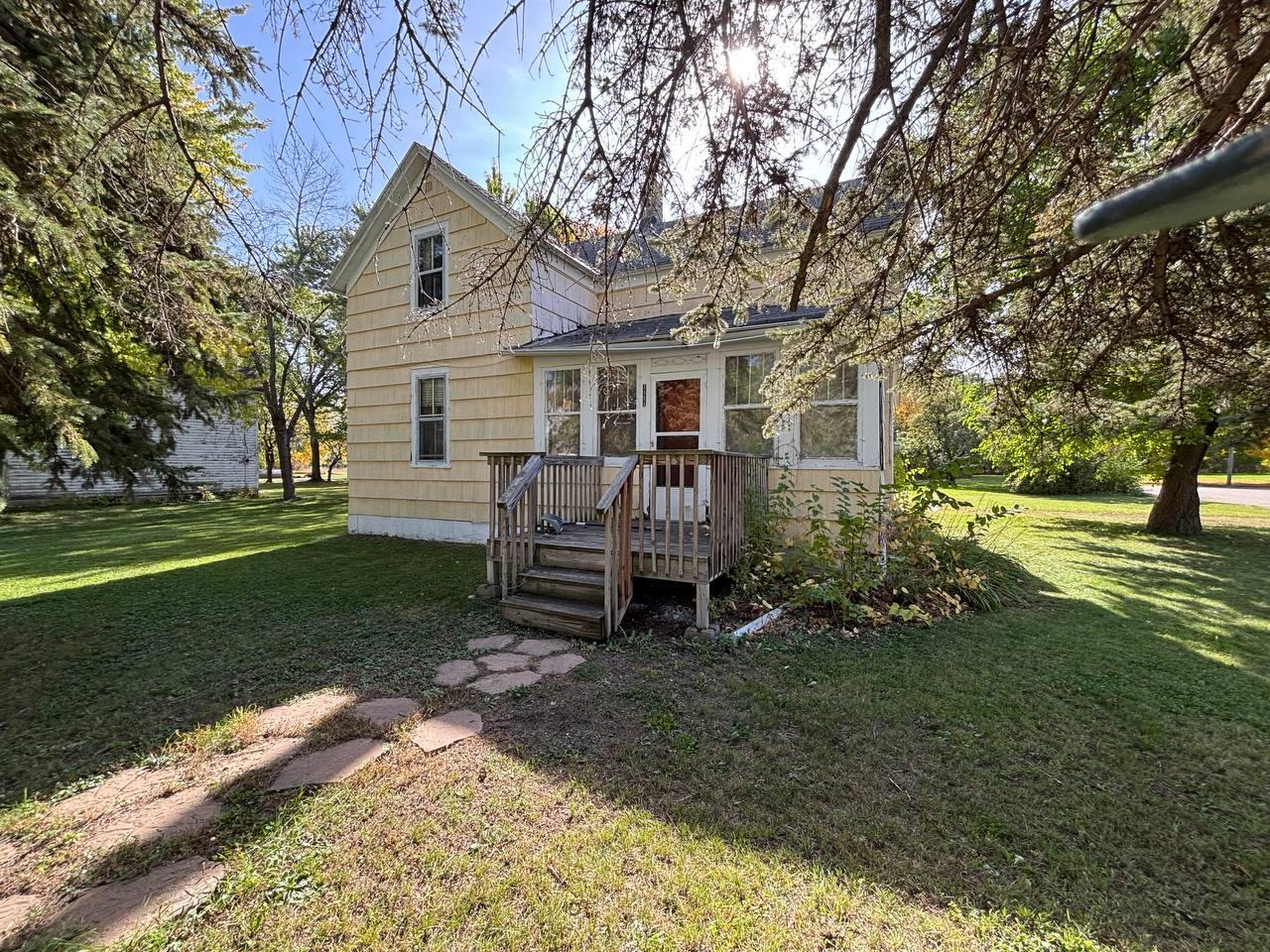 1111 3rd Avenue S Property Photo 1