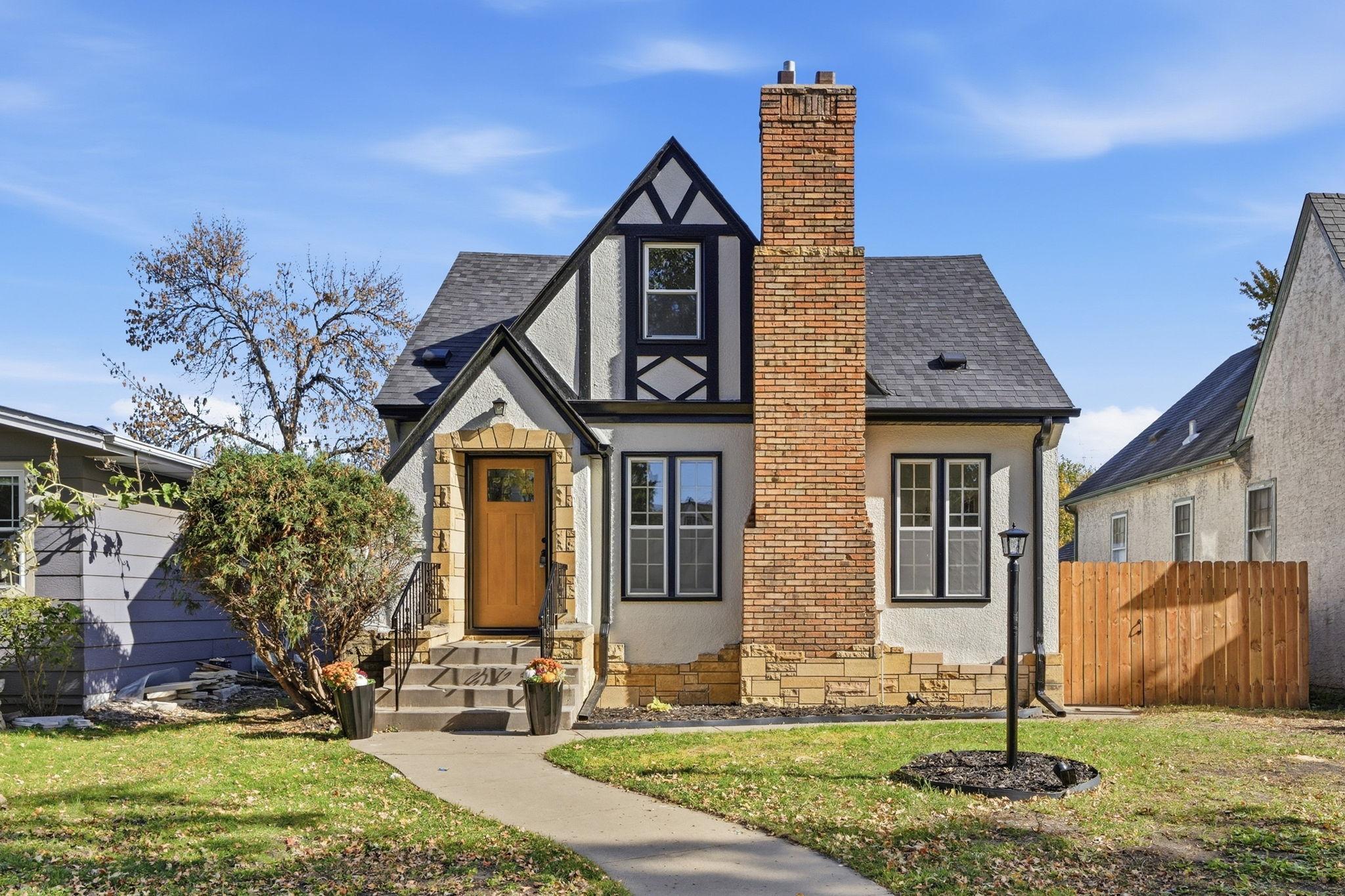 4537 Columbus Avenue Property Photo 1