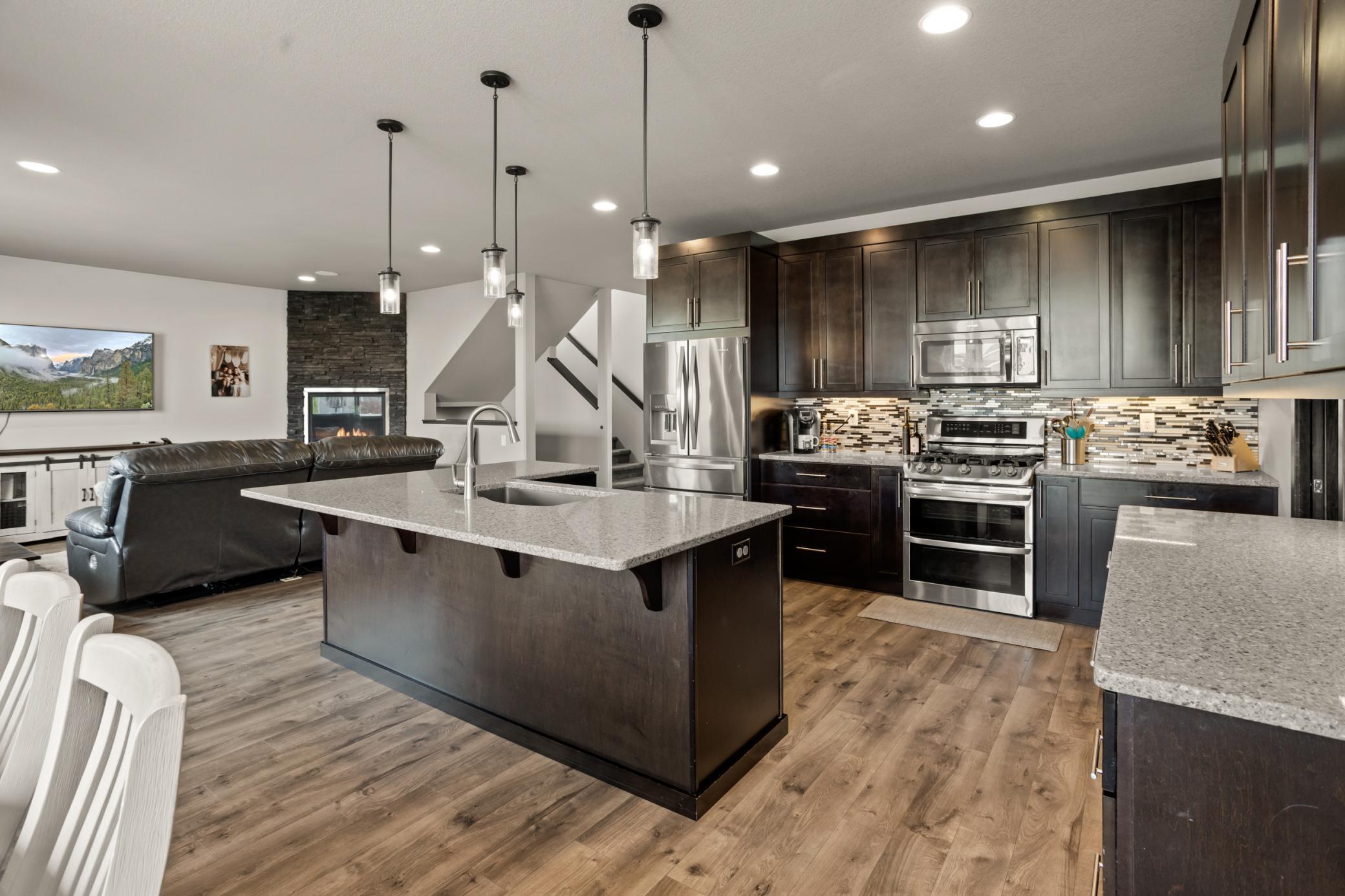 3652 Bell Boulevard E Property Photo 20