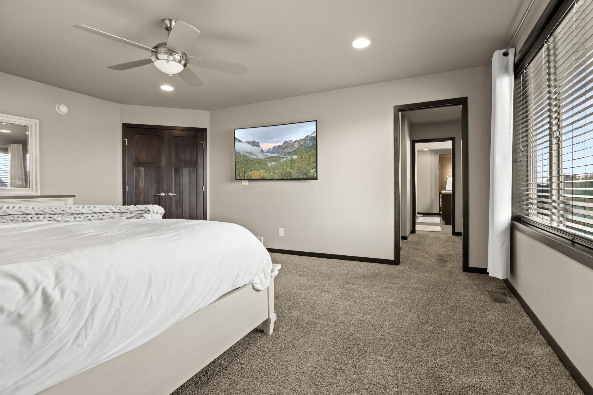 3652 Bell Boulevard E Property Photo 34