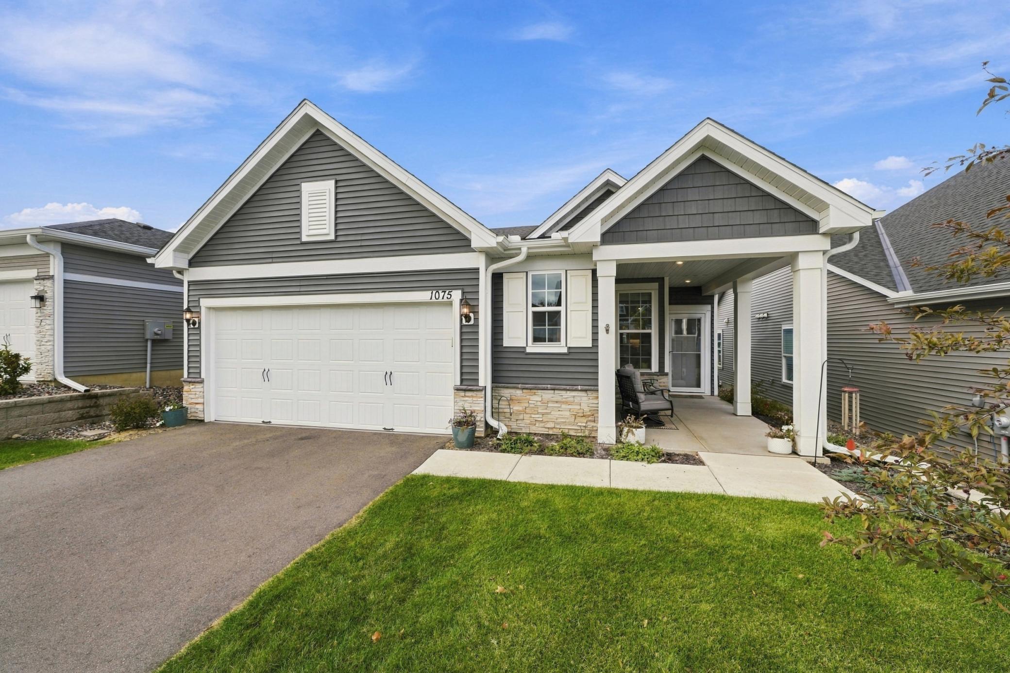 1075 Moers Drive Property Photo 1