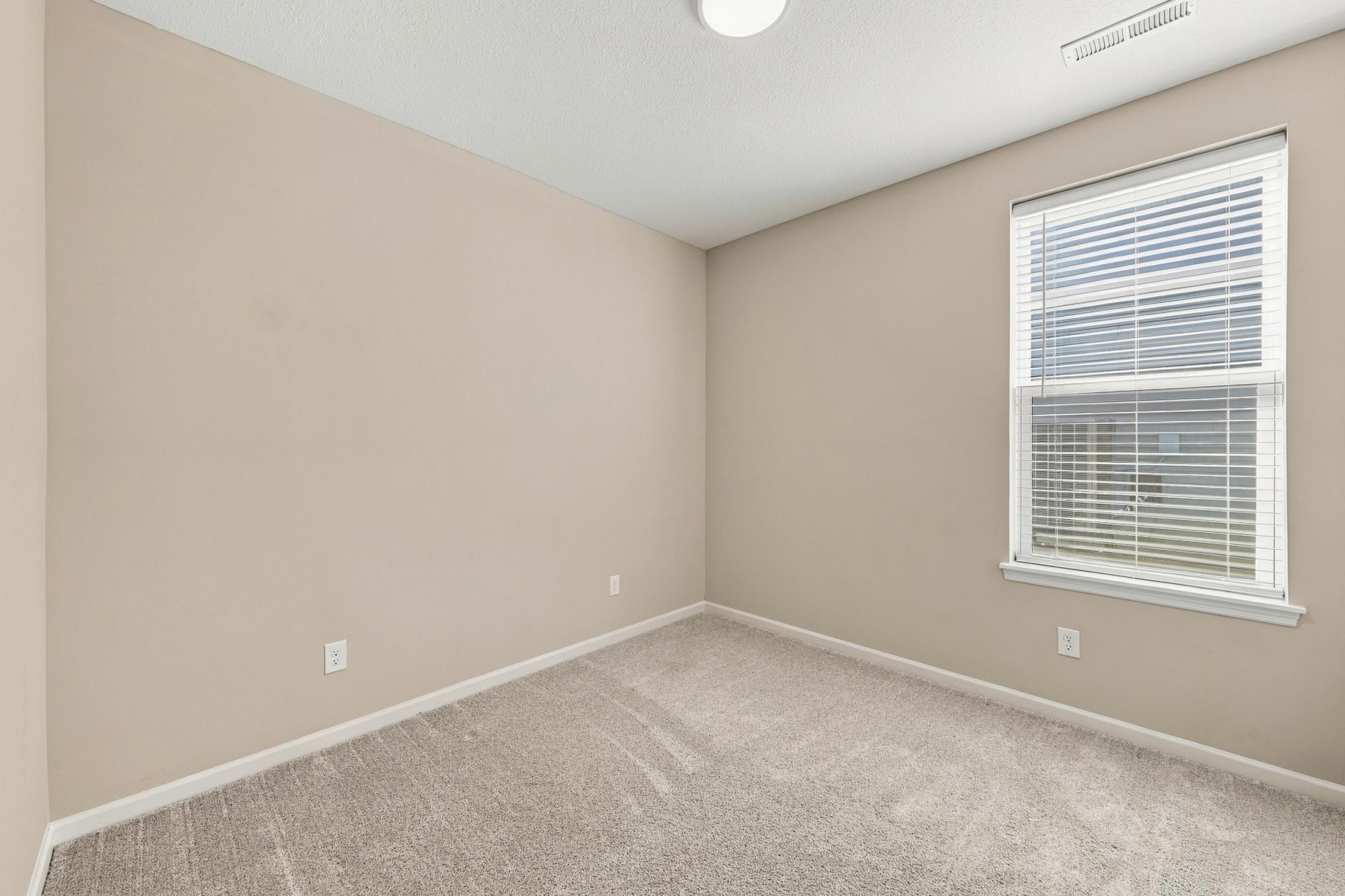 1075 Moers Drive Property Photo 20