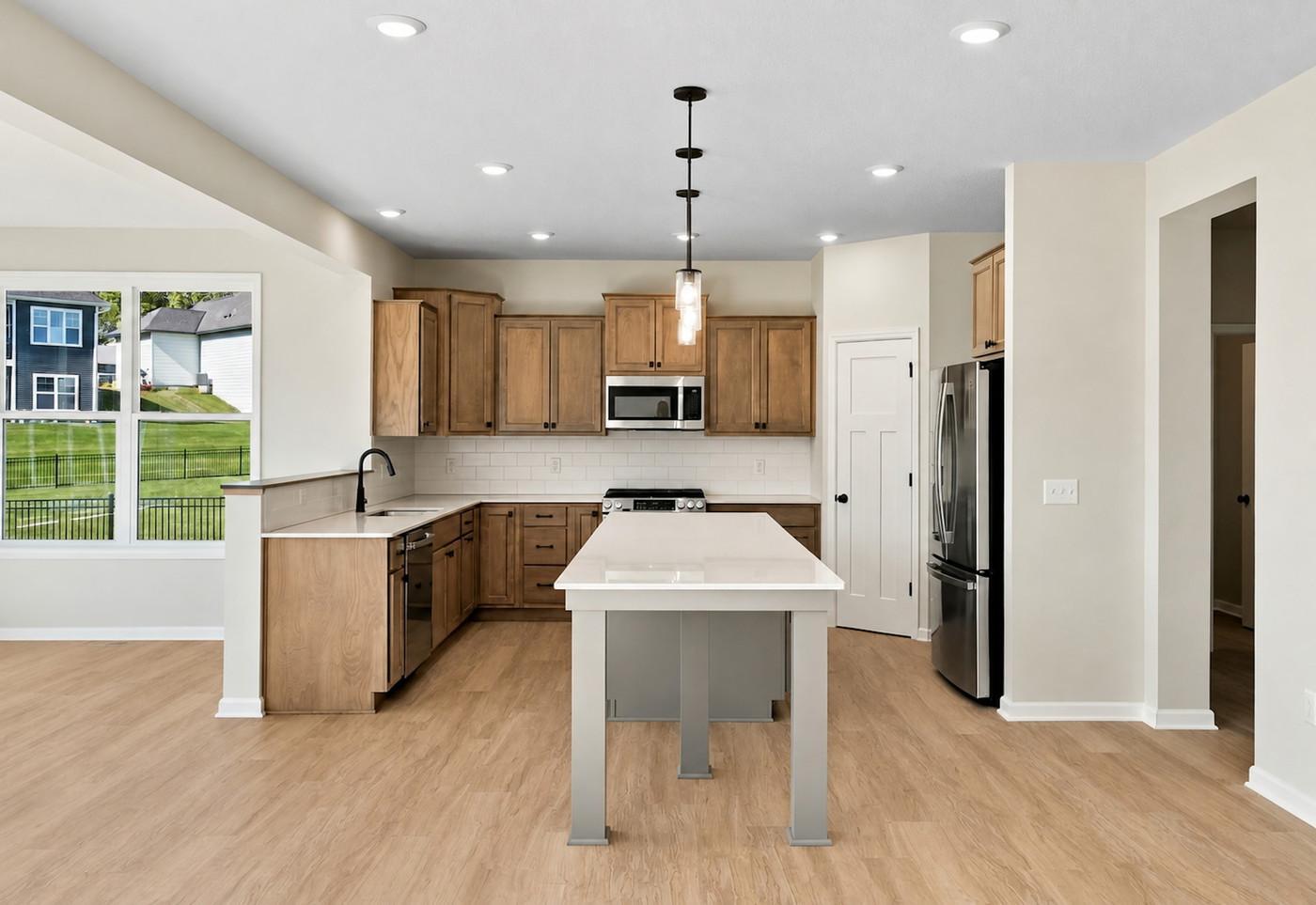 1149 Woods Creek Drive S Property Photo 2
