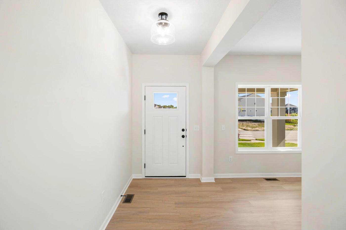 1149 Woods Creek Drive S Property Photo 13