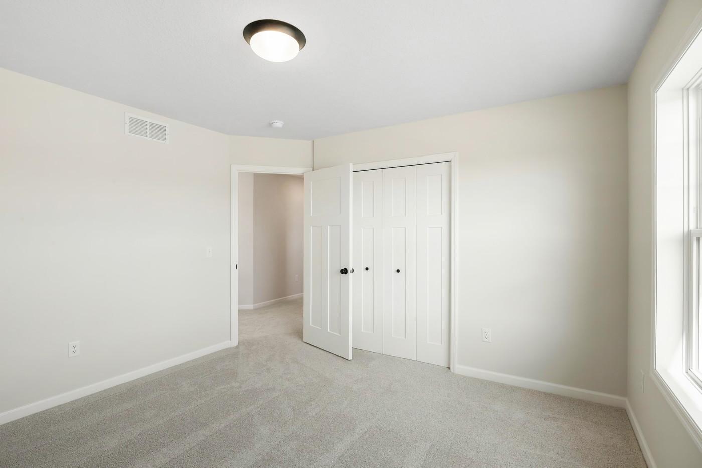 1149 Woods Creek Drive S Property Photo 20