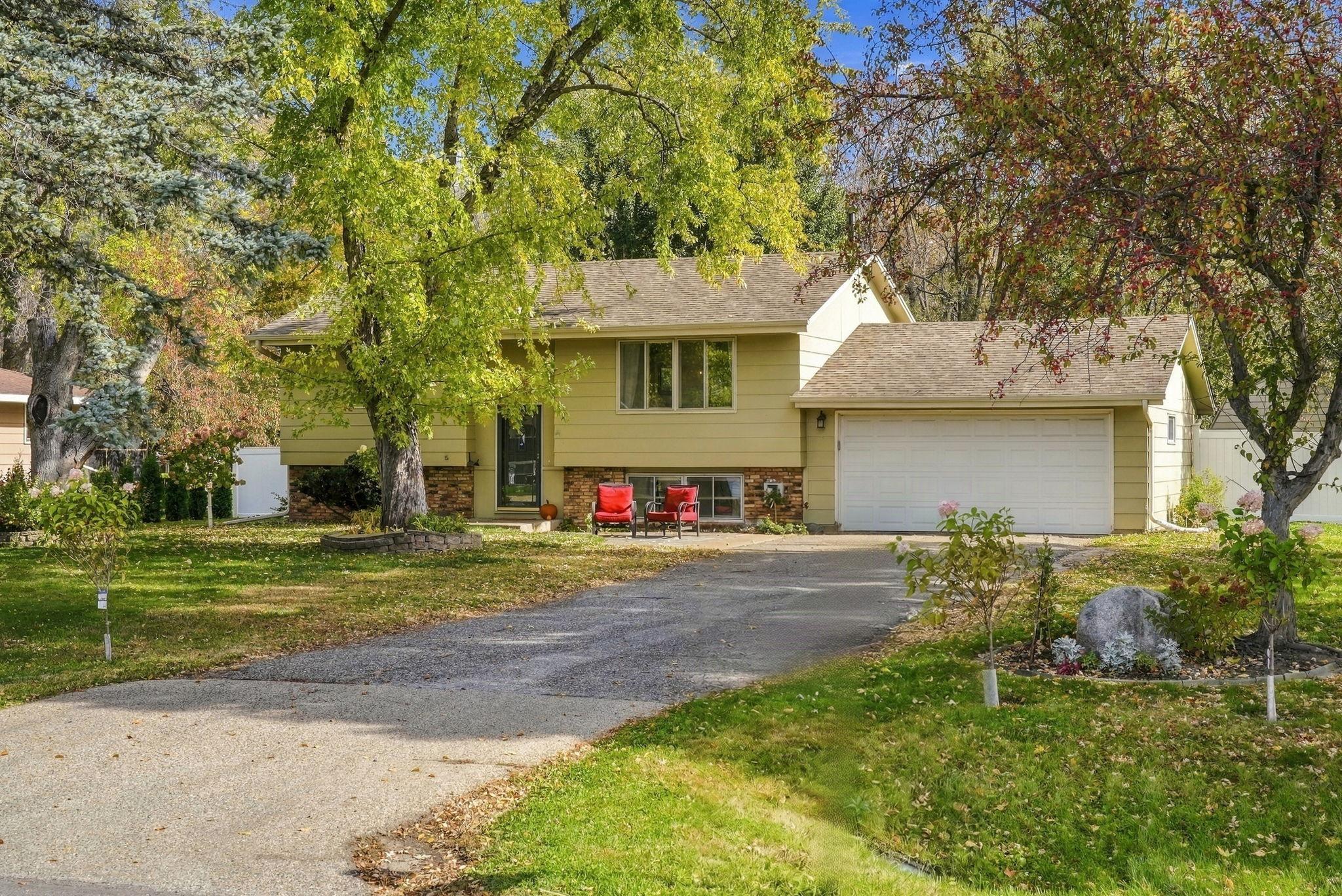 16641 Whitewood Avenue Property Photo 1