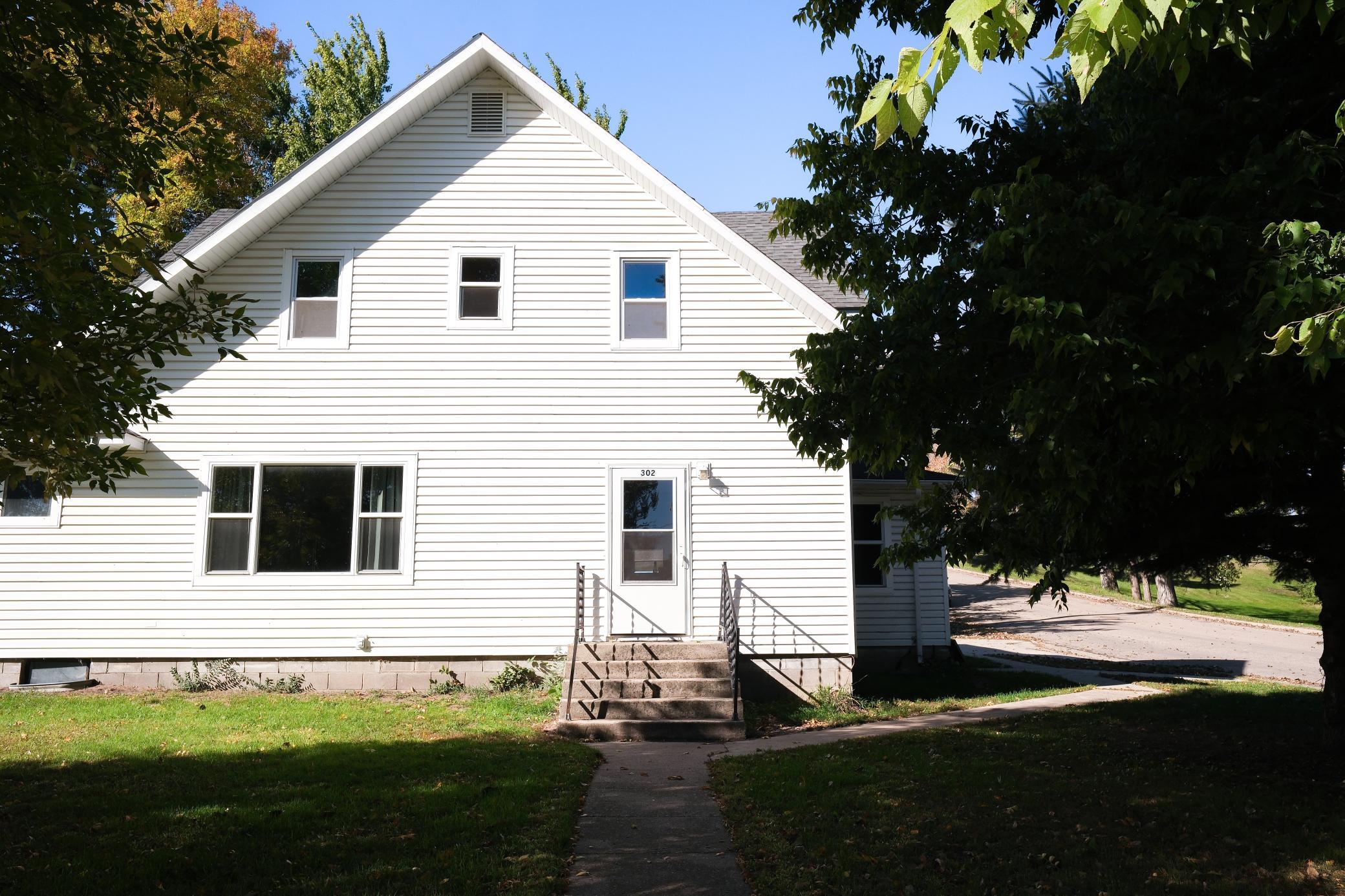 302 Ash Street Property Photo 2