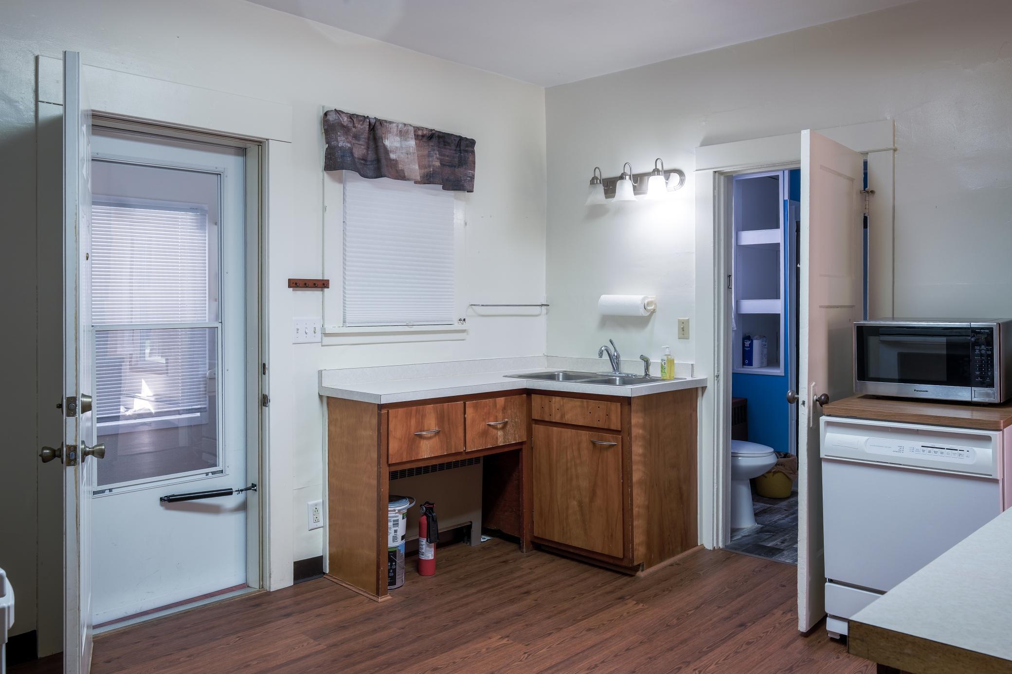 302 Ash Street Property Photo 29