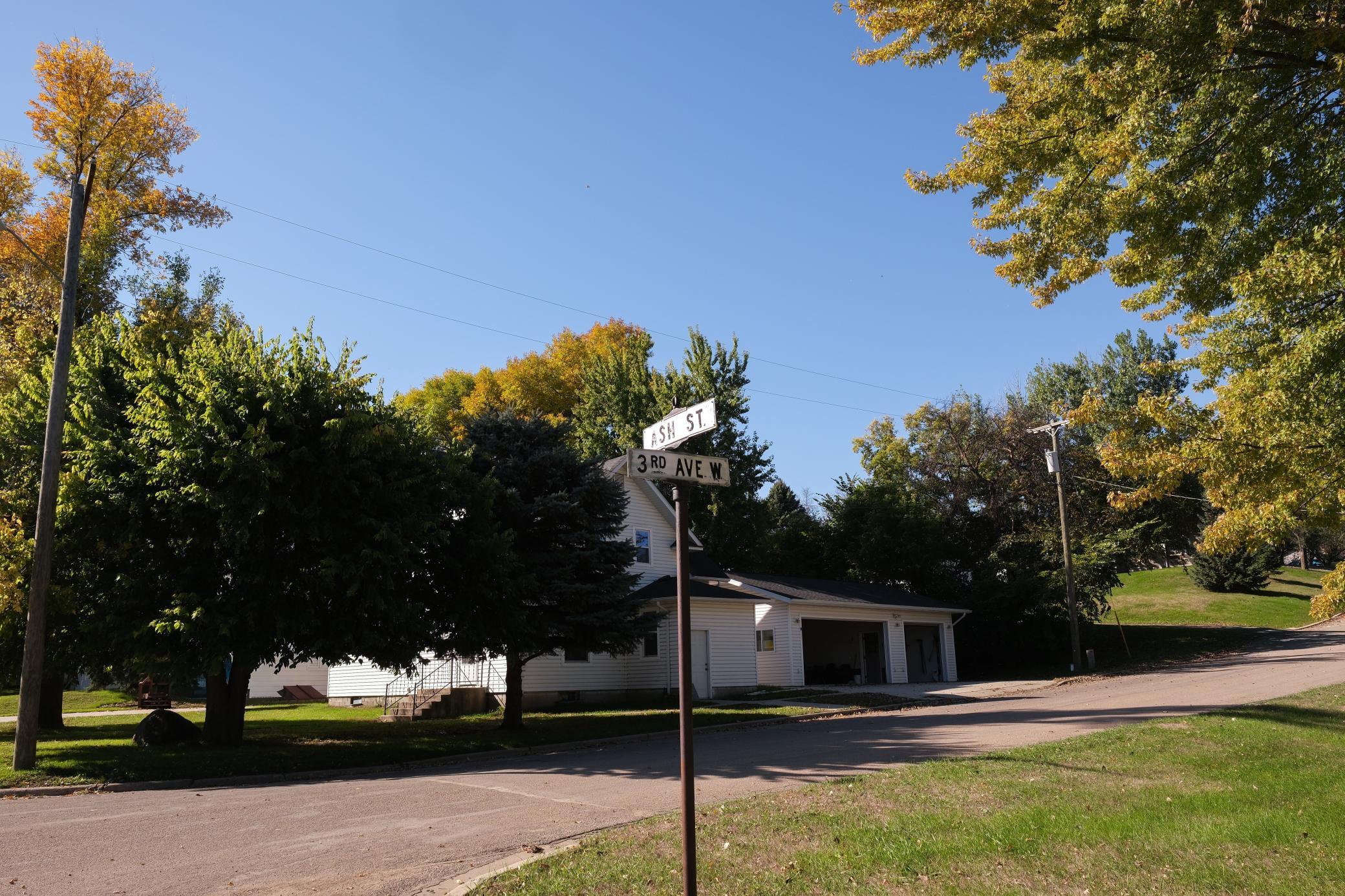 302 Ash Street Property Photo 56