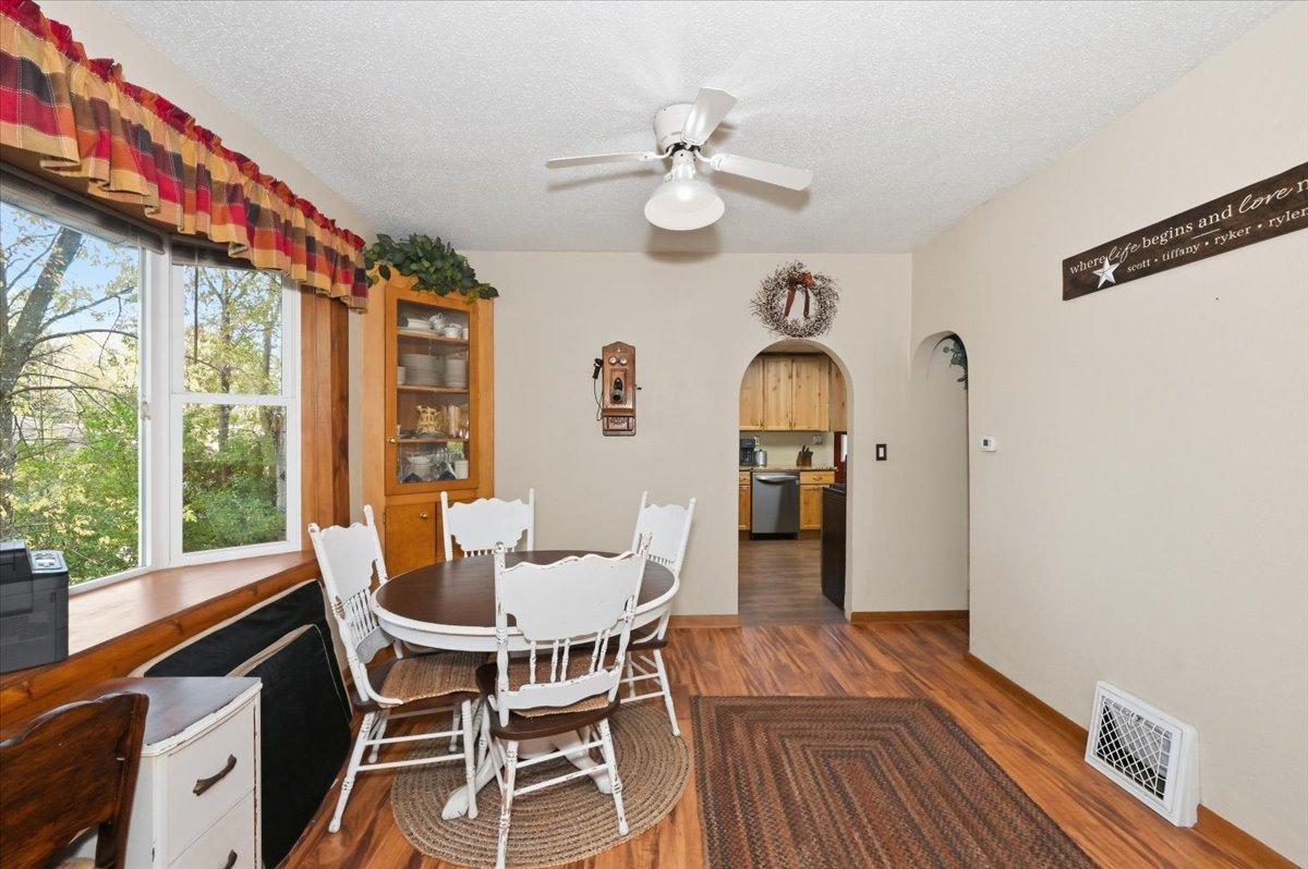 105 Glencrest Court Property Photo 7