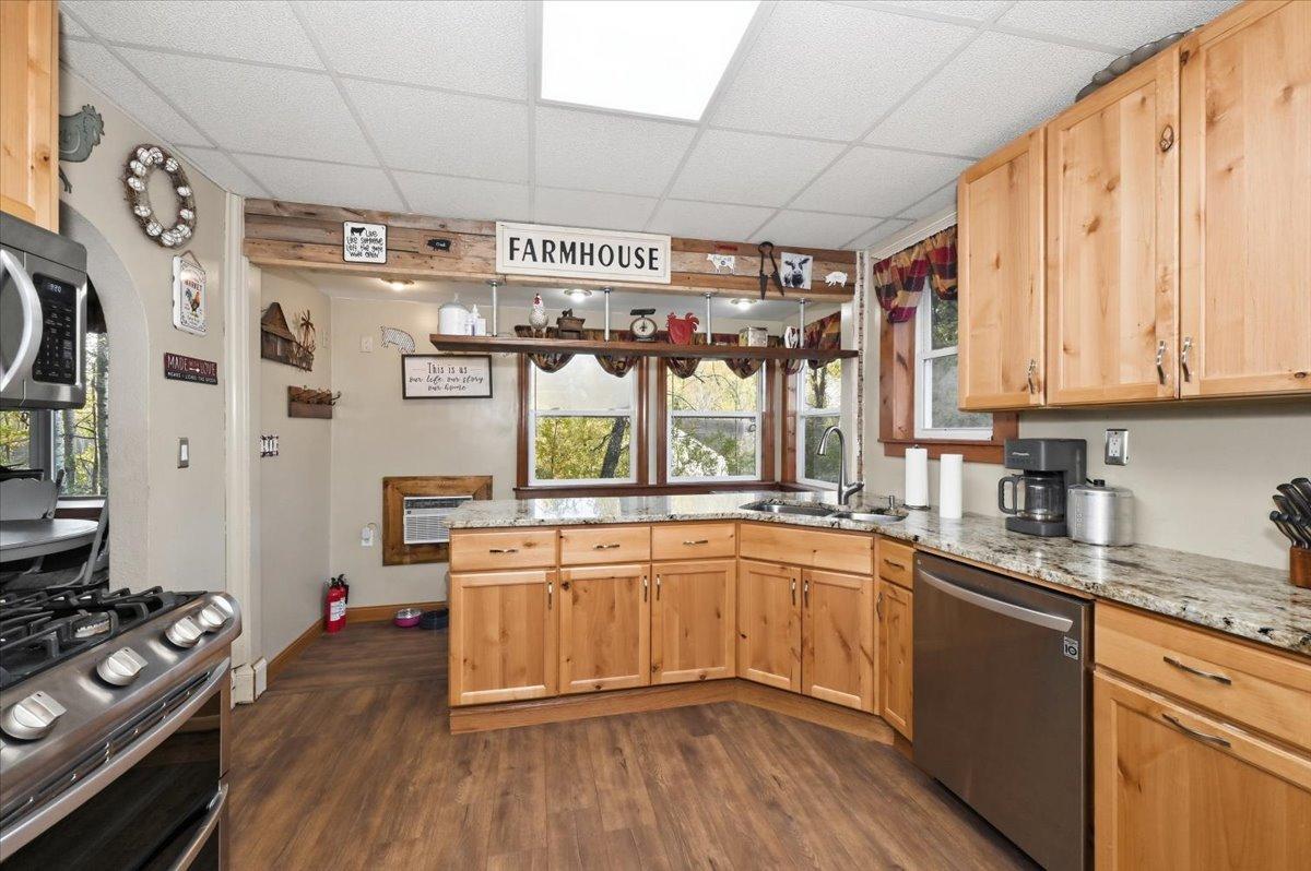 105 Glencrest Court Property Photo 10