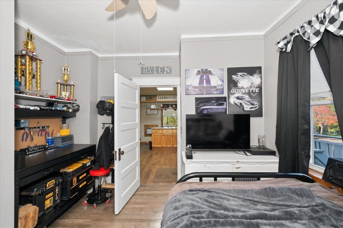 105 Glencrest Court Property Photo 13