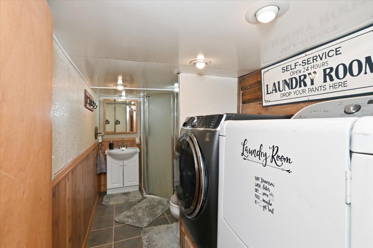 105 Glencrest Court Property Photo 20