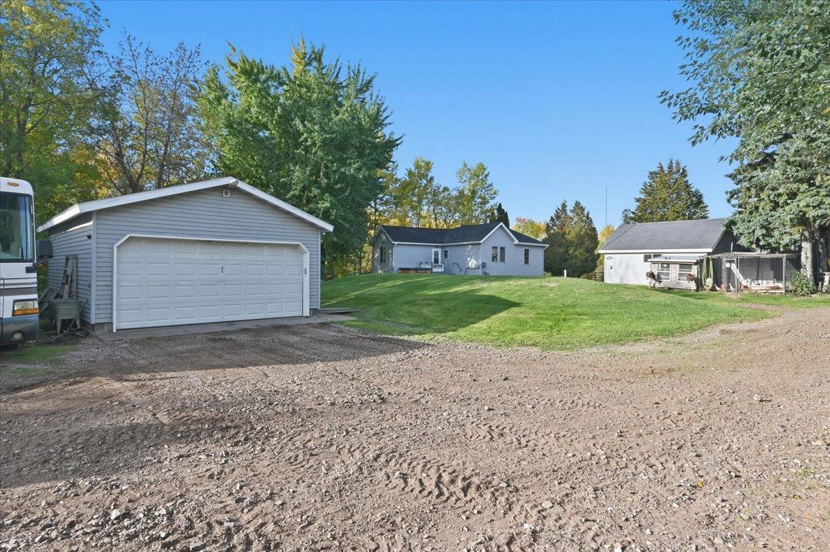 105 Glencrest Court Property Photo 26