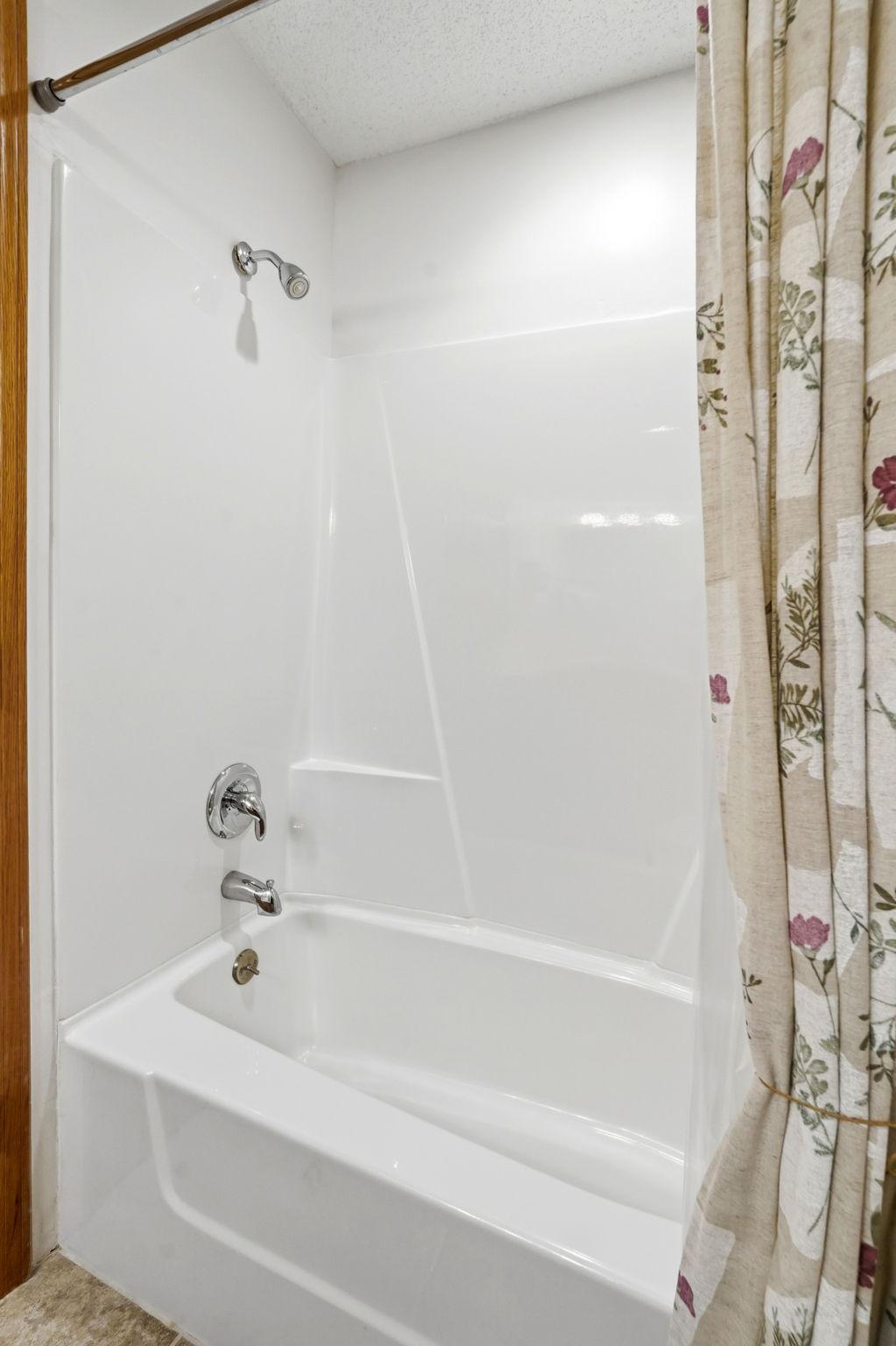 8945 Olive Lane N Property Photo 28