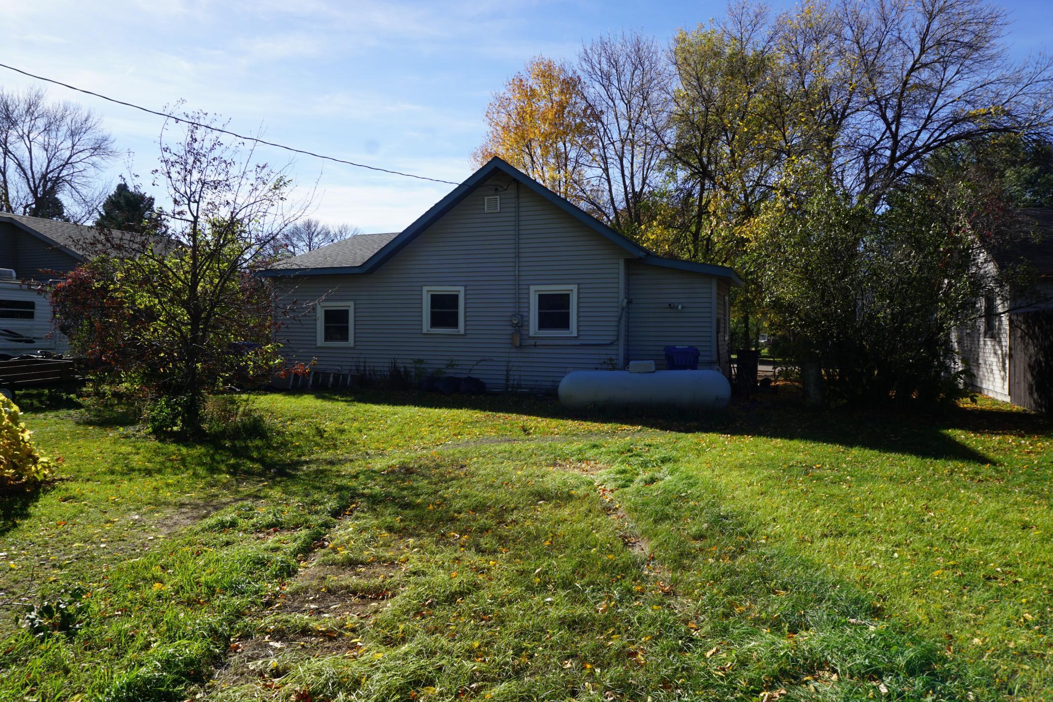 608 4th Street Se Property Photo 2