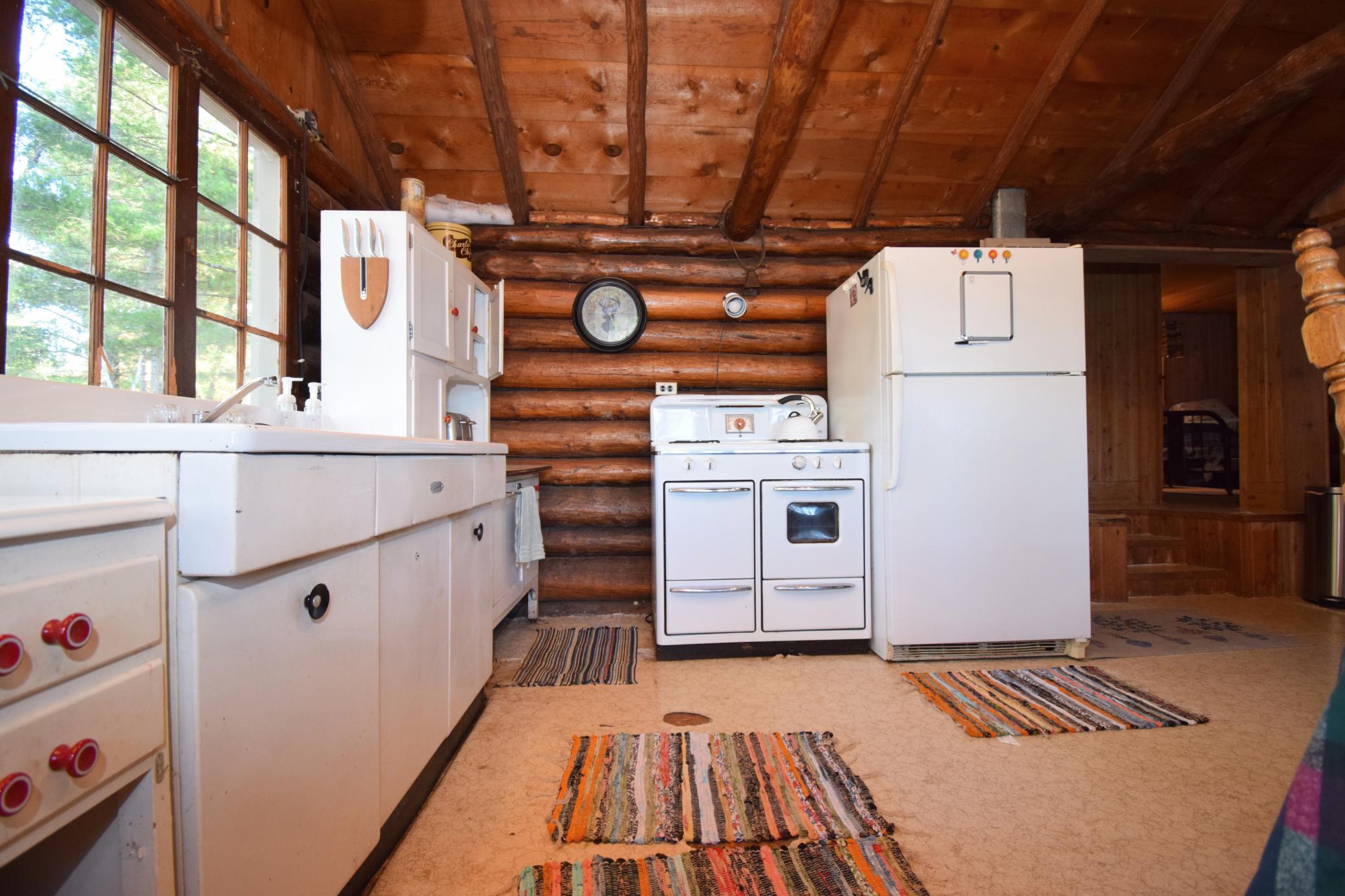 2906 E Long Lake Road Property Photo 17