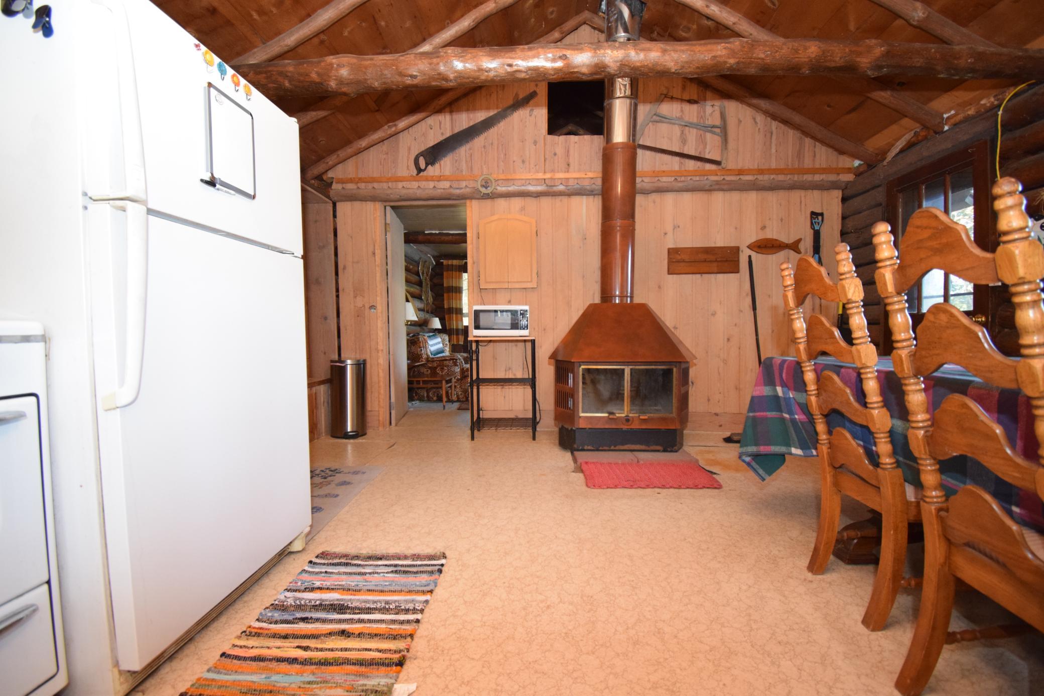 2906 E Long Lake Road Property Photo 22