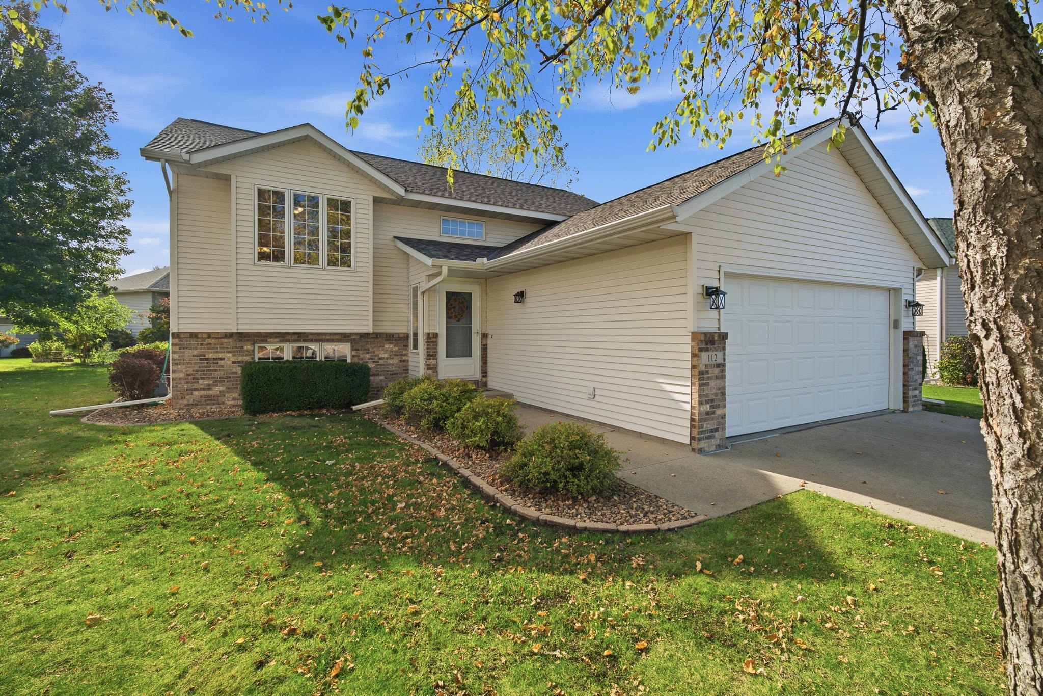 112 Bunker Court Property Photo 1