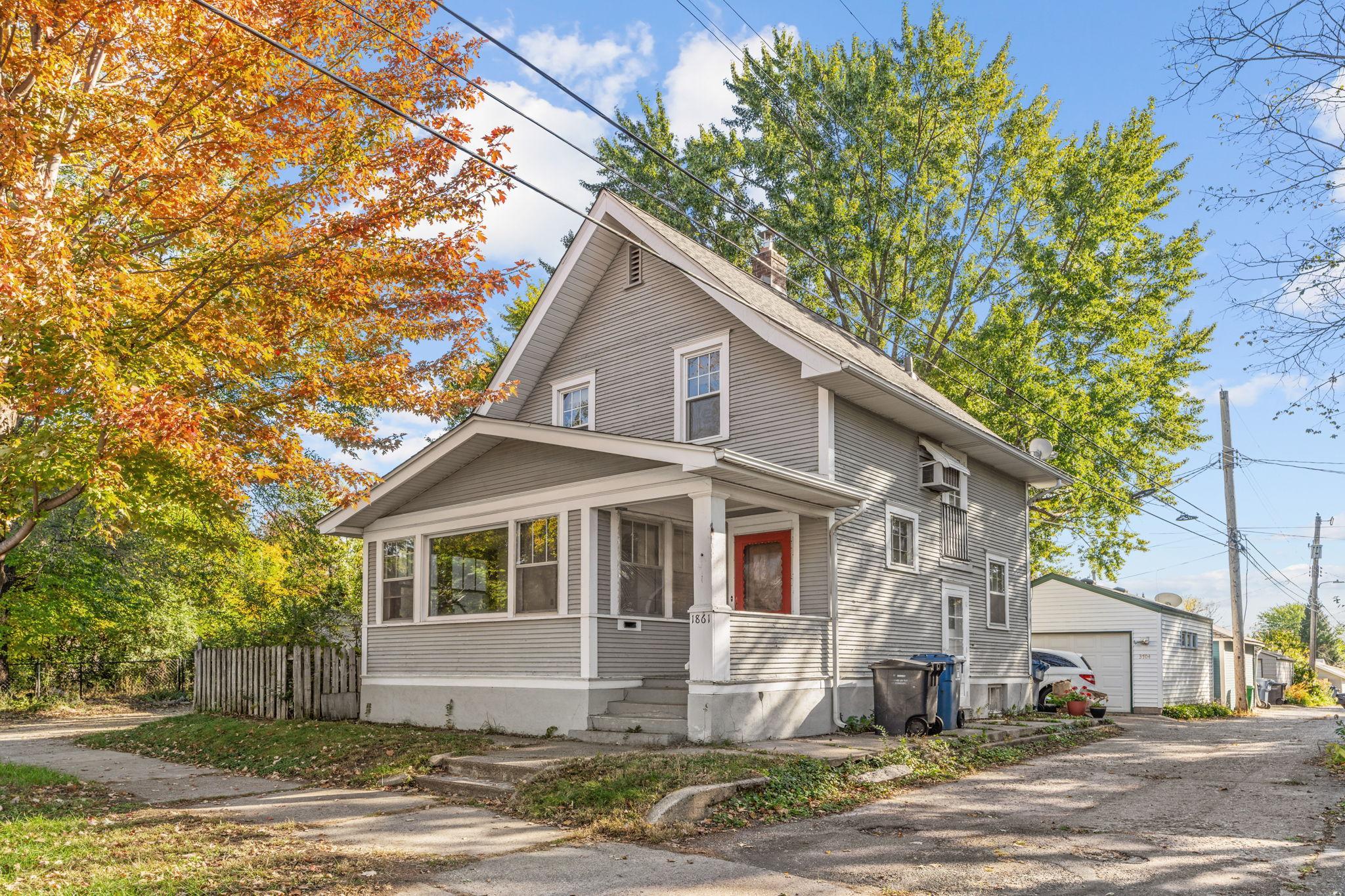 1861 E 37th Street Property Photo 1