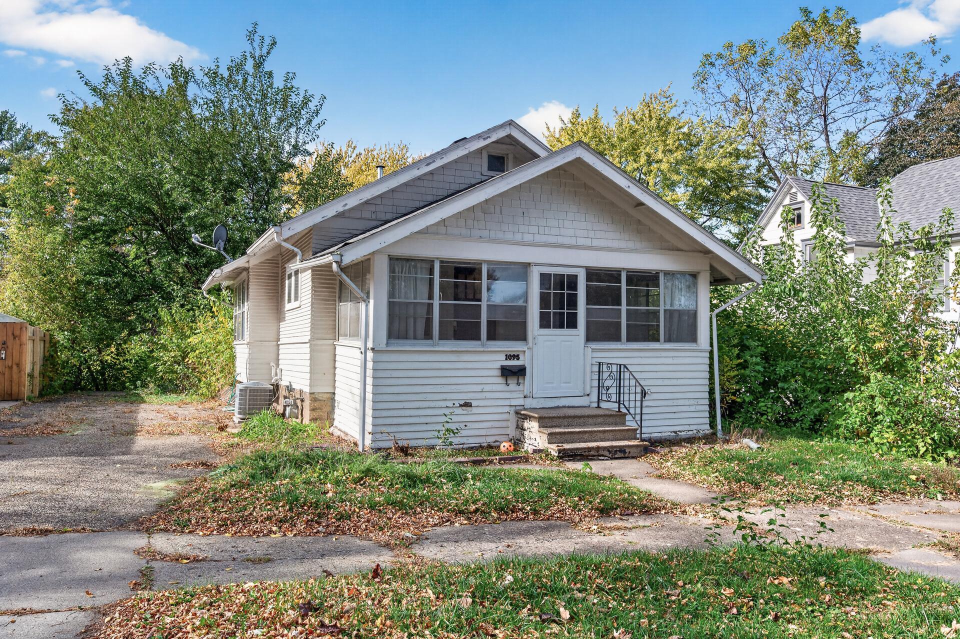 1095 Humboldt Avenue Property Photo 1