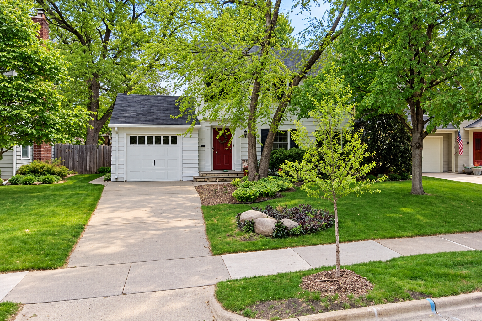 3655 Huntington Avenue Property Photo 1