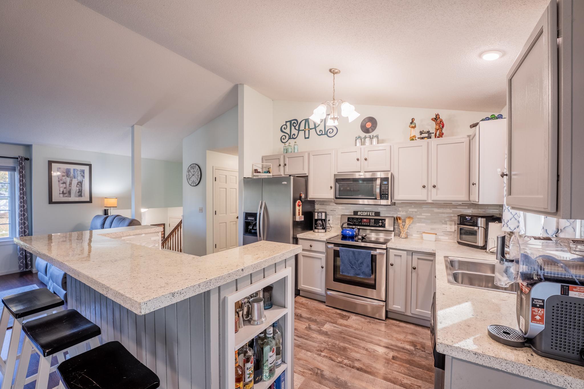 2411 Kenora Parkway Property Photo 11