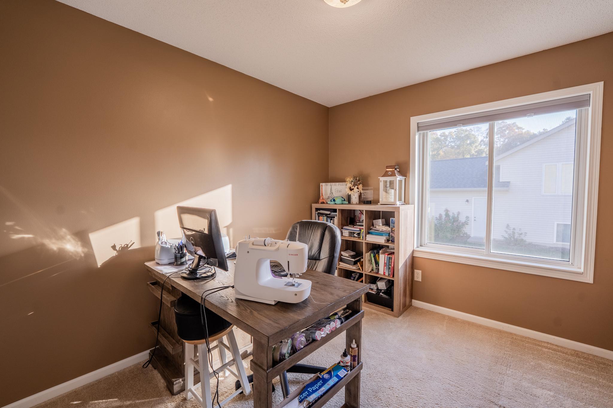2411 Kenora Parkway Property Photo 21