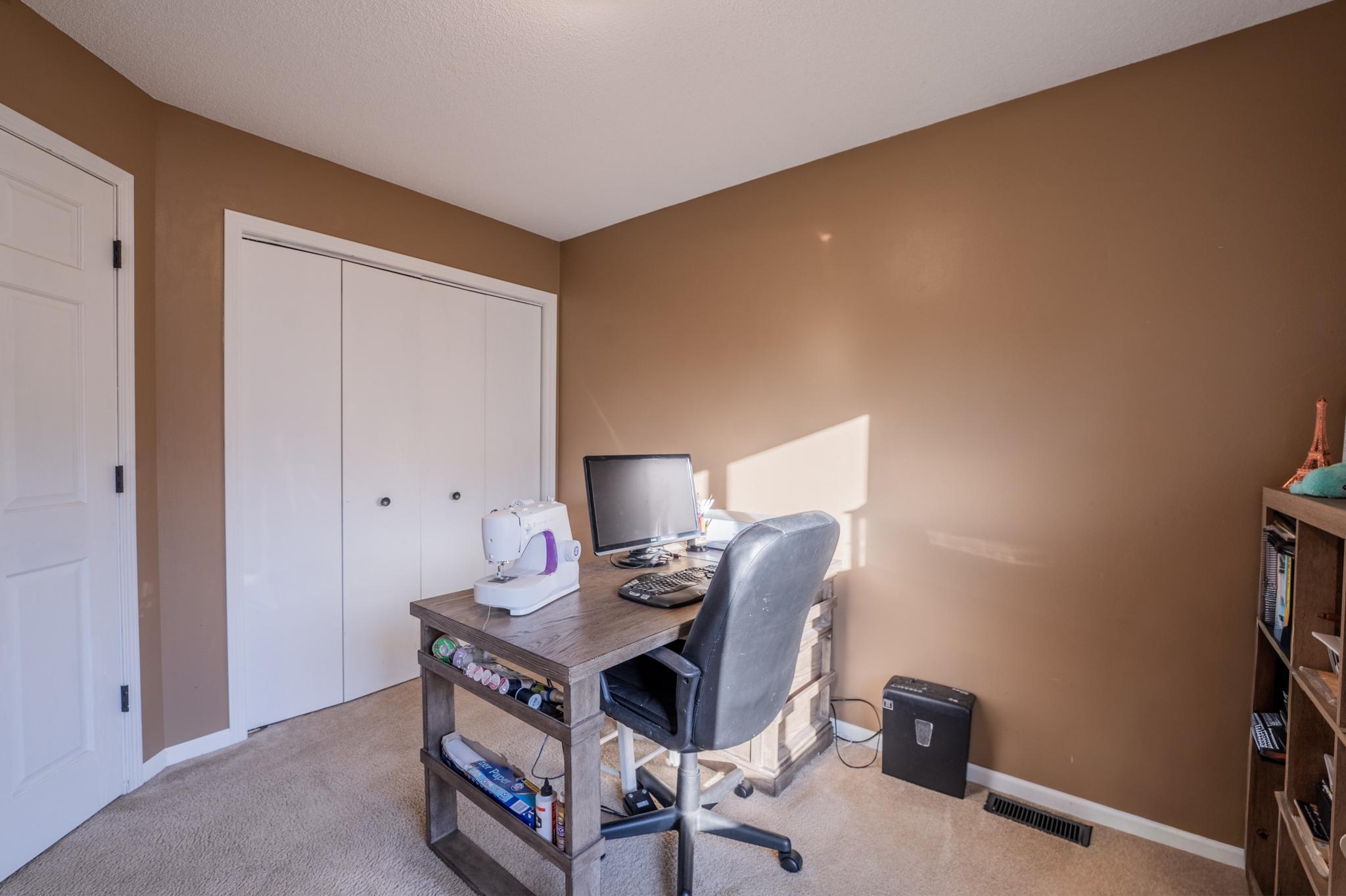 2411 Kenora Parkway Property Photo 22