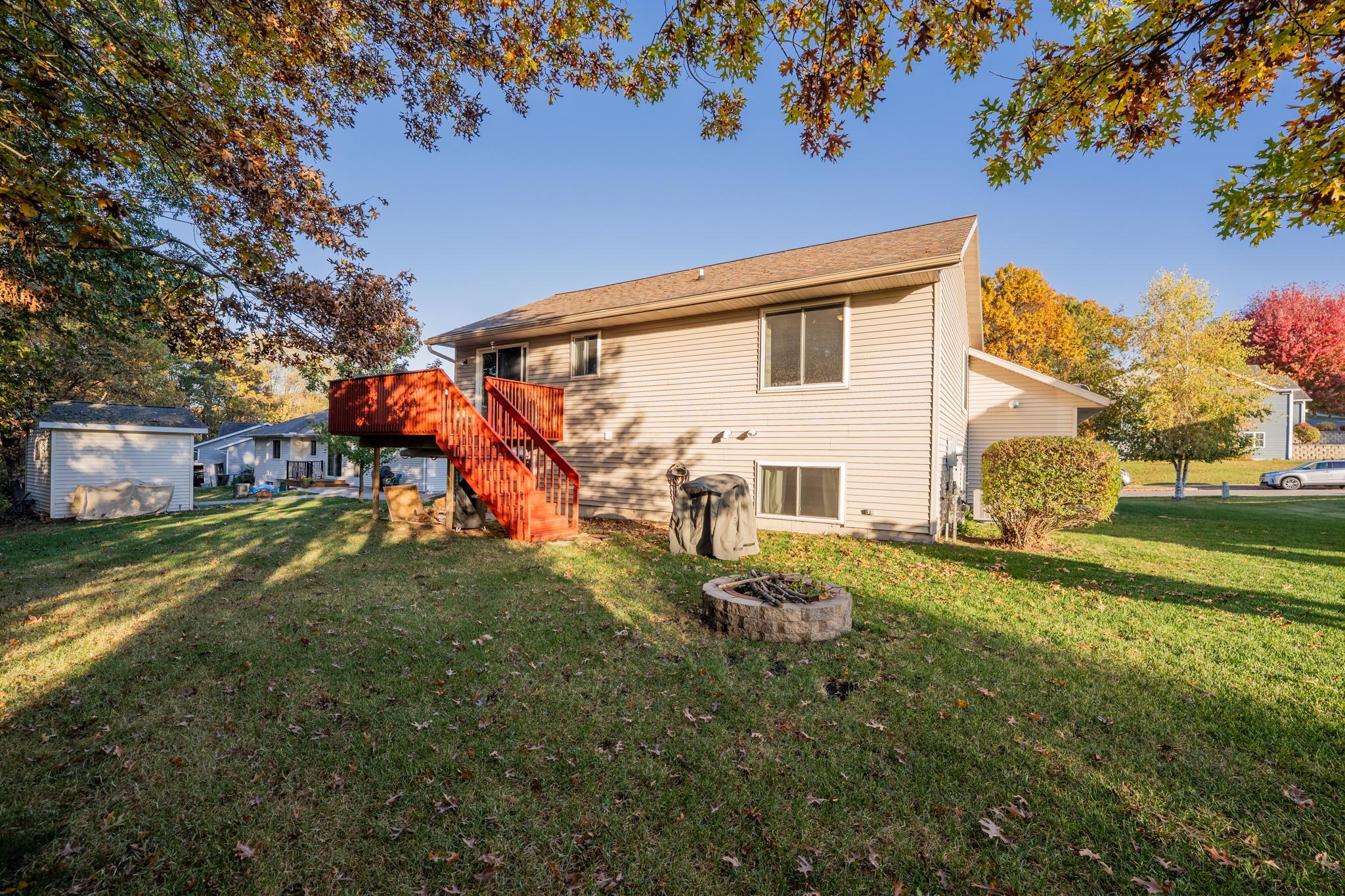 2411 Kenora Parkway Property Photo 39
