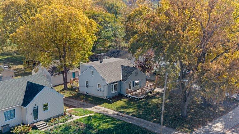 618 Montrose Boulevard Property Photo 14