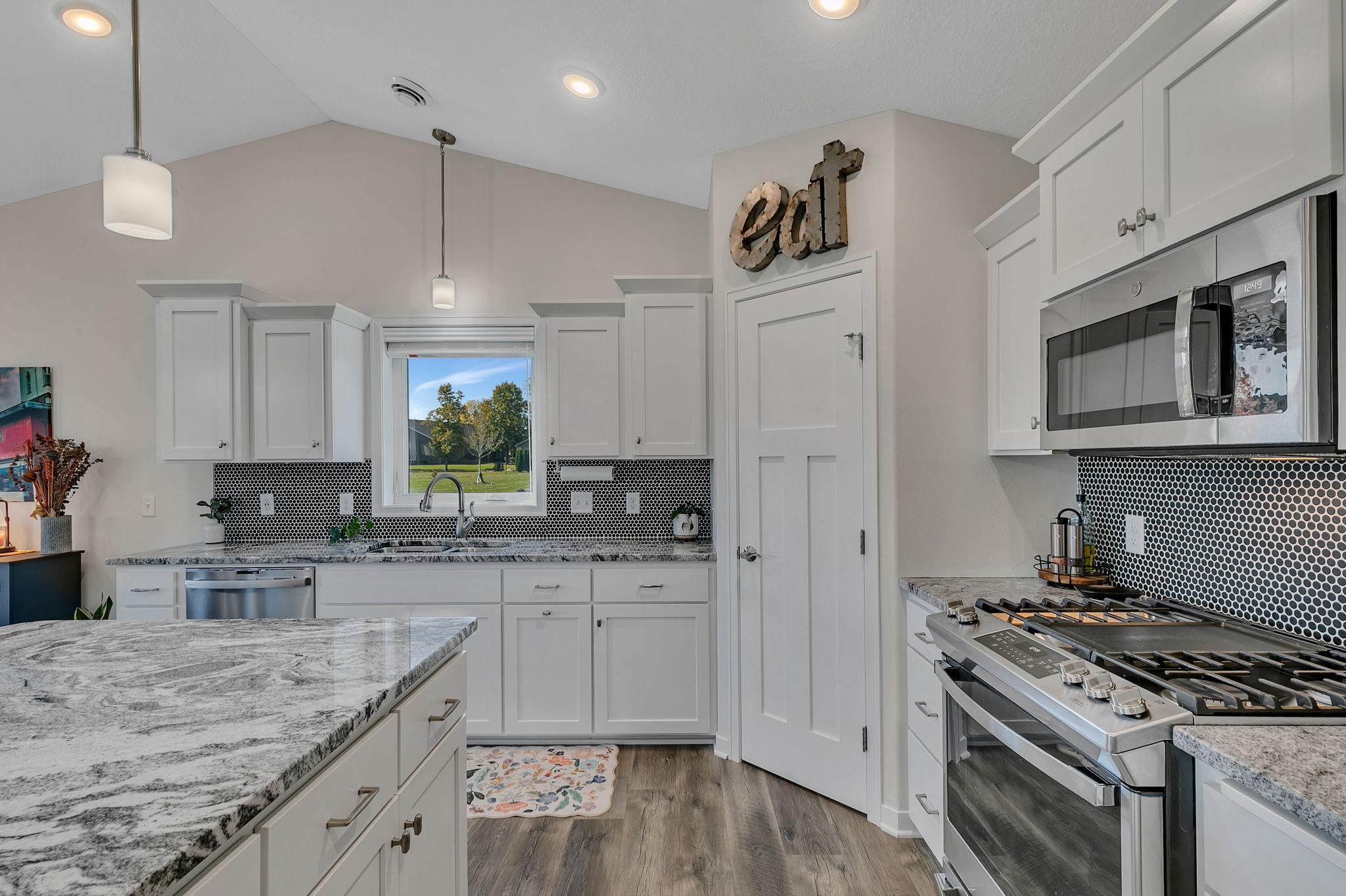 1636 Hurst Castle Road Property Photo 15
