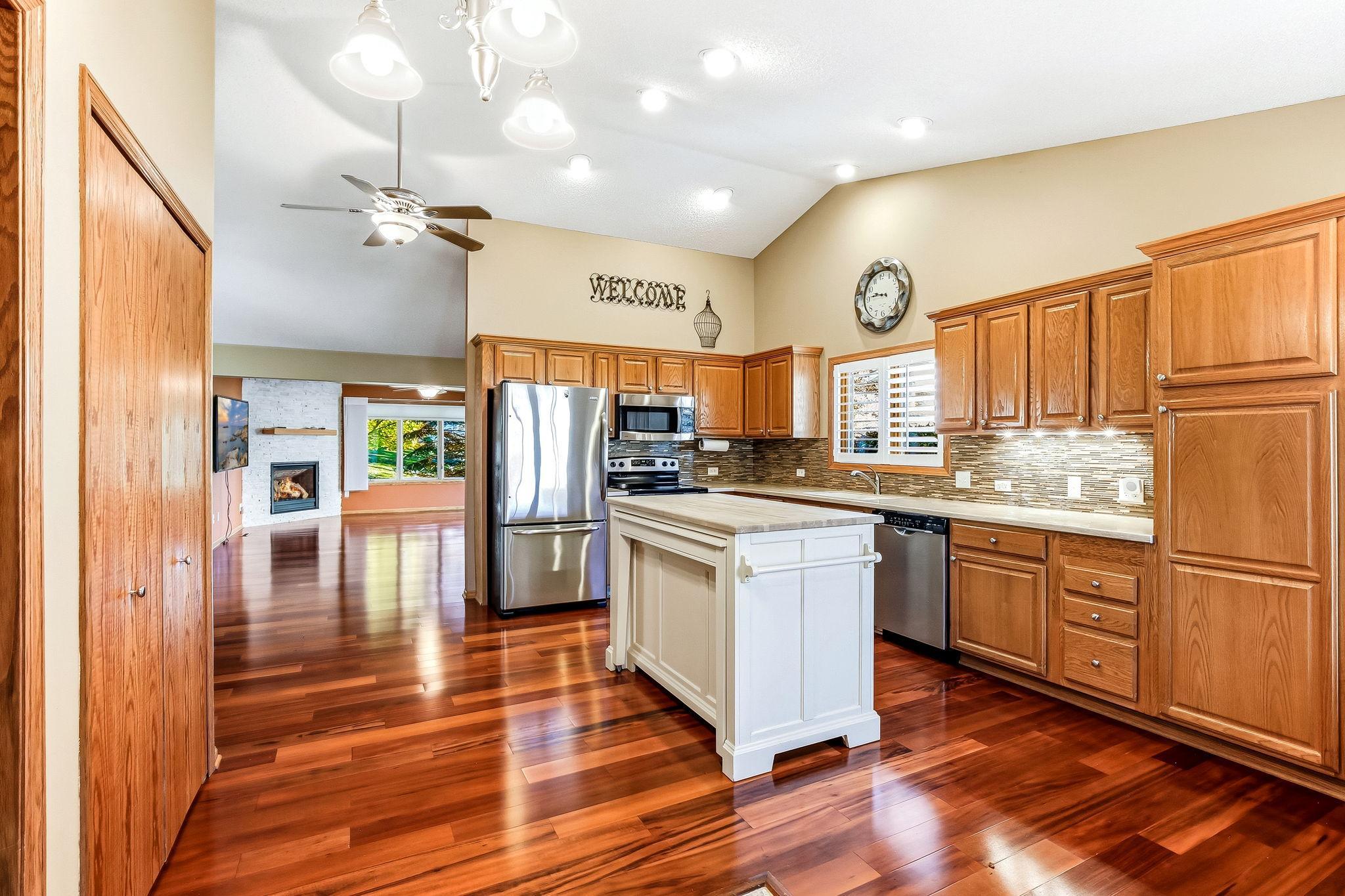 1508 Carleton Drive Property Photo 3