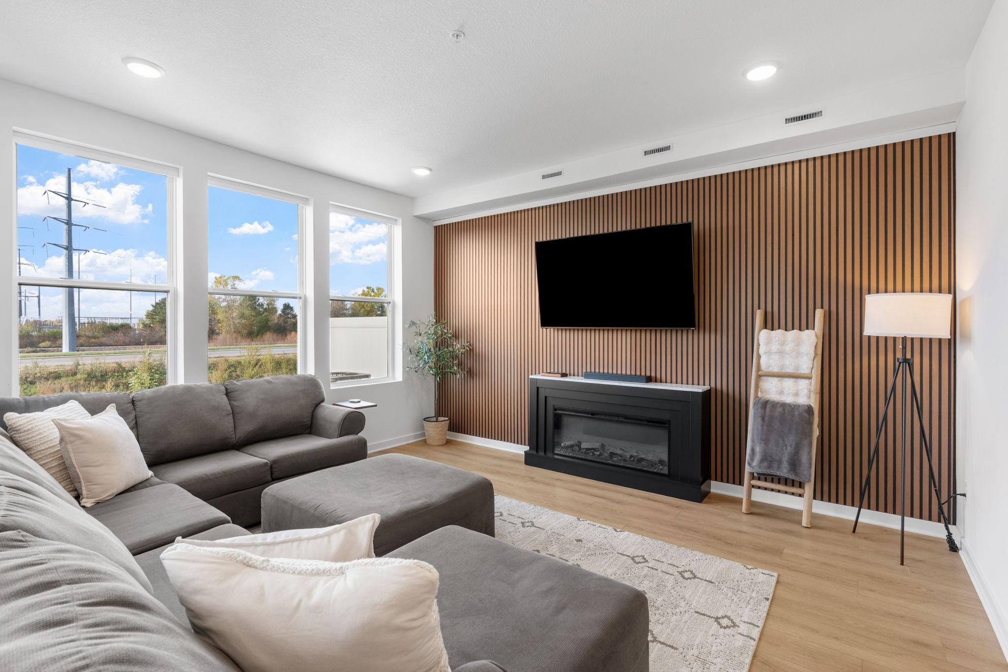 14317 103rd Place N Property Photo 15