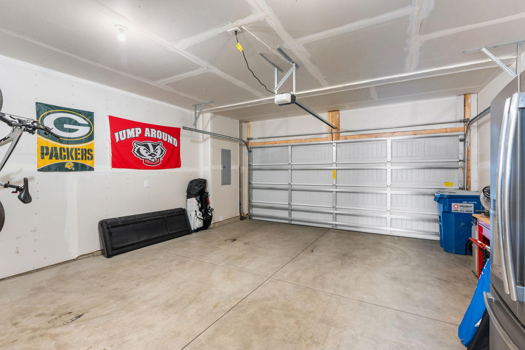 14317 103rd Place N Property Photo 54