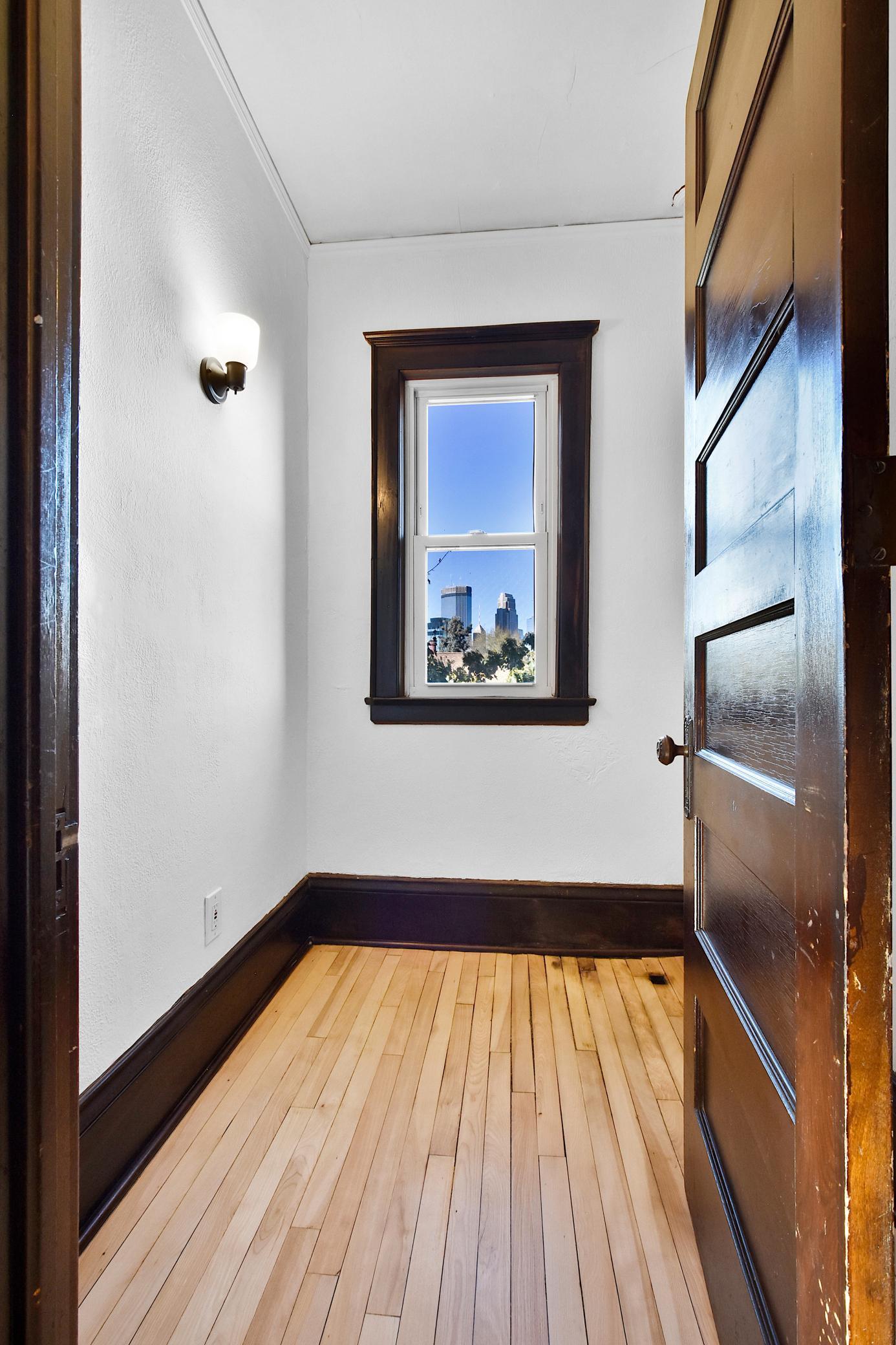 343 E 19th Street 6b Property Photo 19