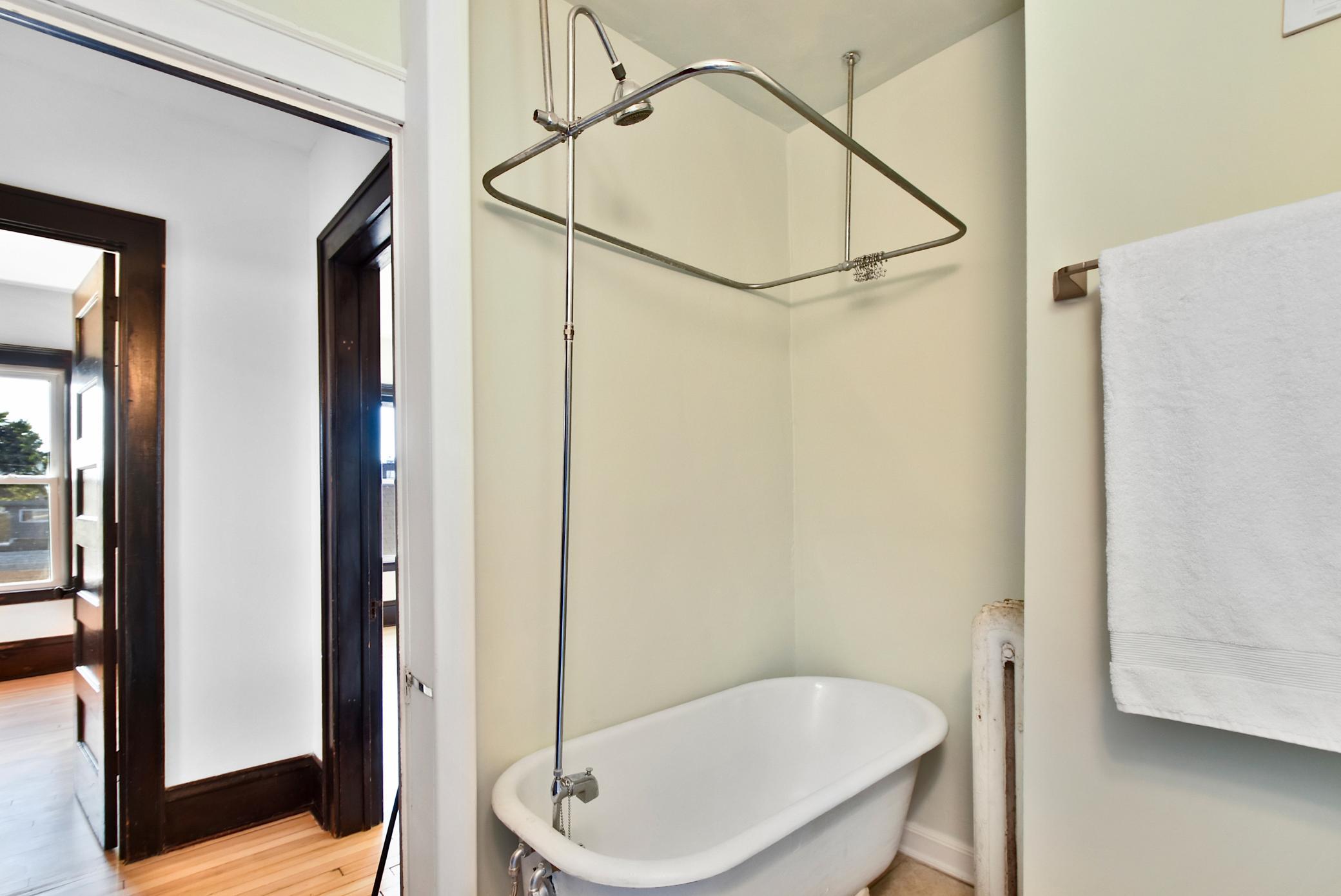 343 E 19th Street 6b Property Photo 21