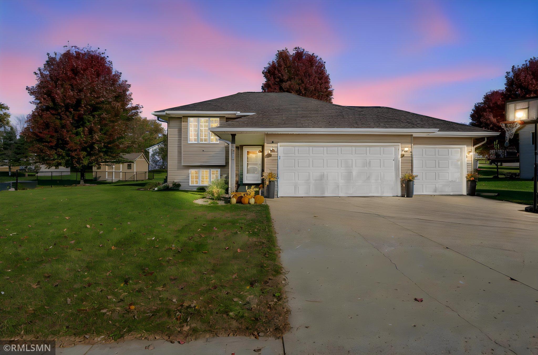 528 Le Sueur Avenue Property Photo 1